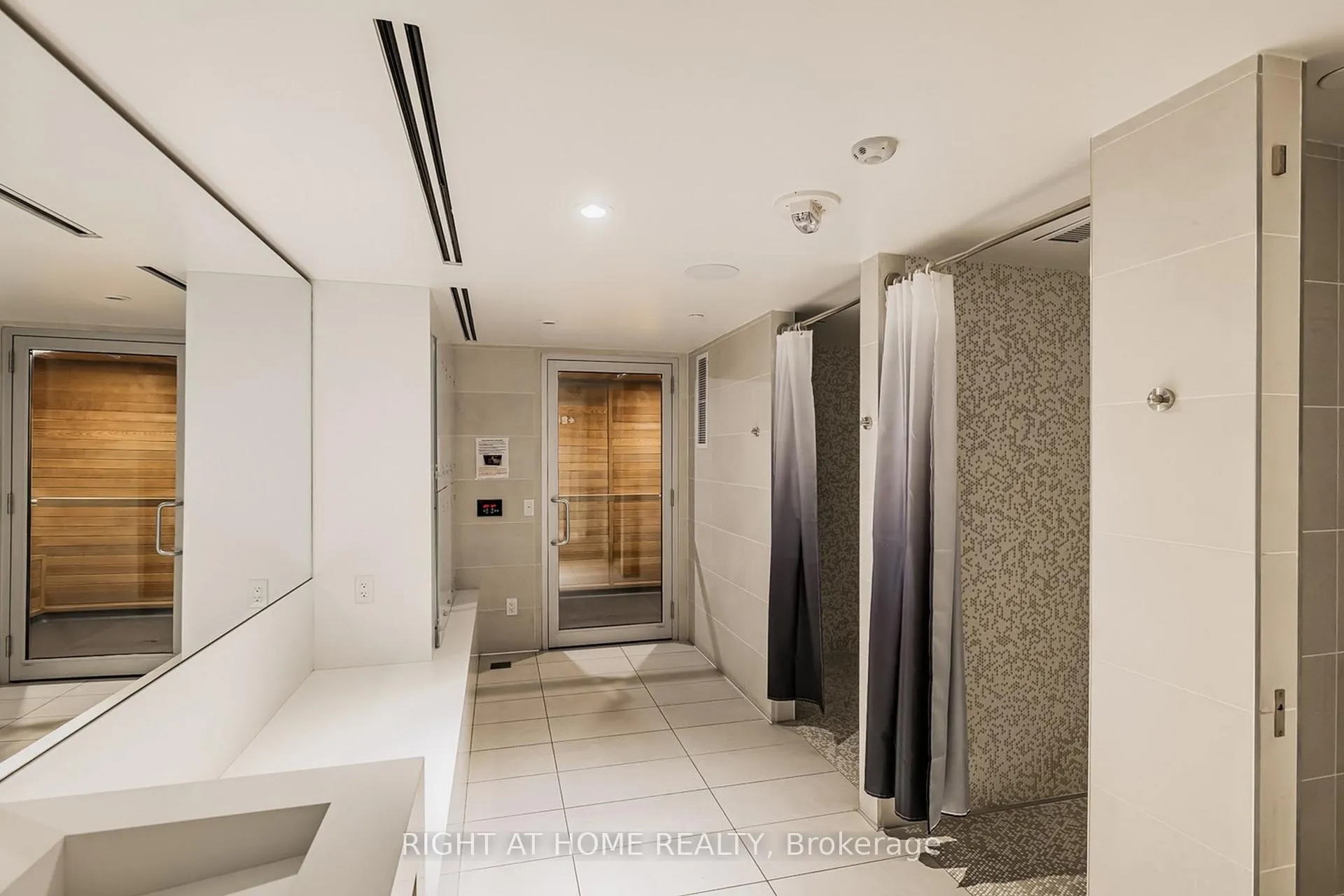 Photo 34 of Unit 905, 5 Soudan Avenue, Toronto, Mount Pleasant West — HOMEH