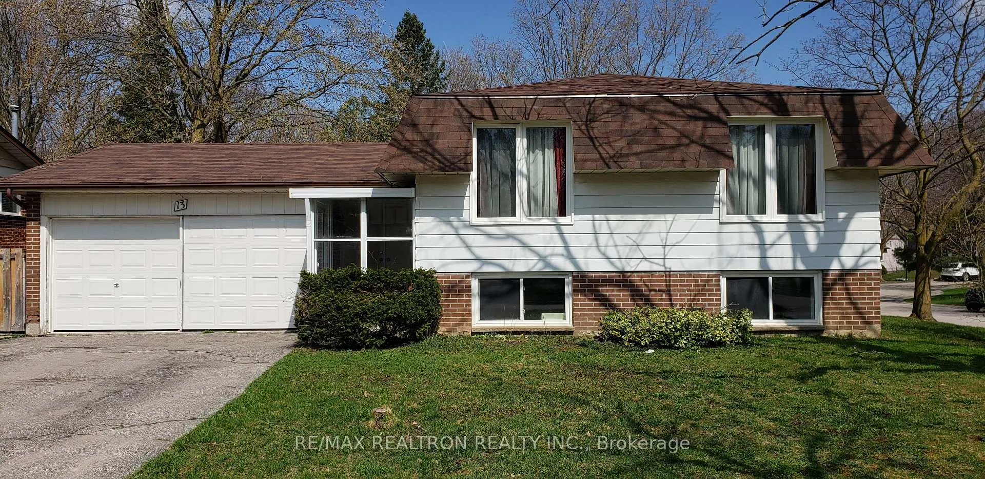 Front of Unit Lower, 13 Springdale Drive