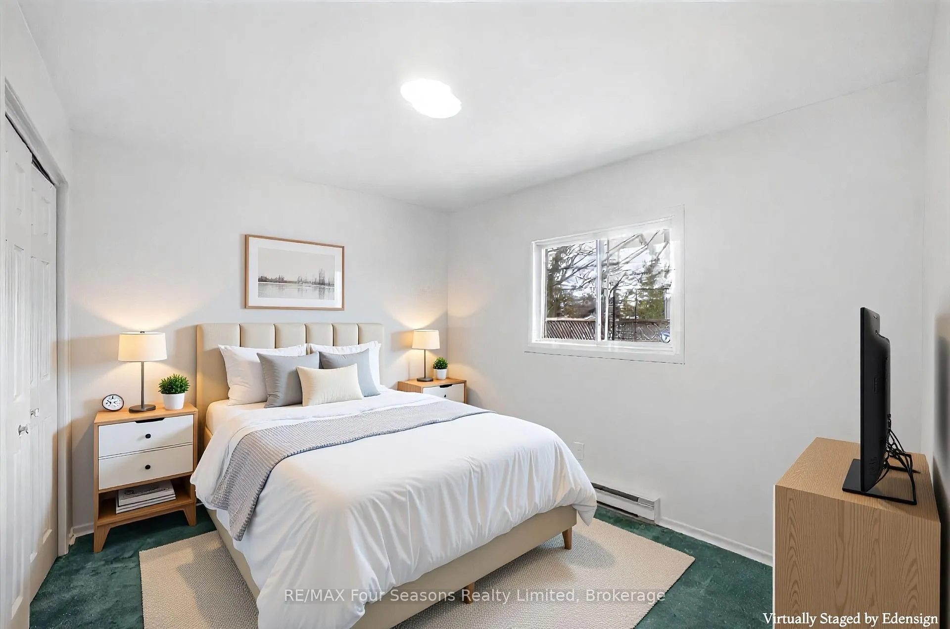 Photo 15 of 220 Old Mosley Street, Wasaga Beach — HOMEH