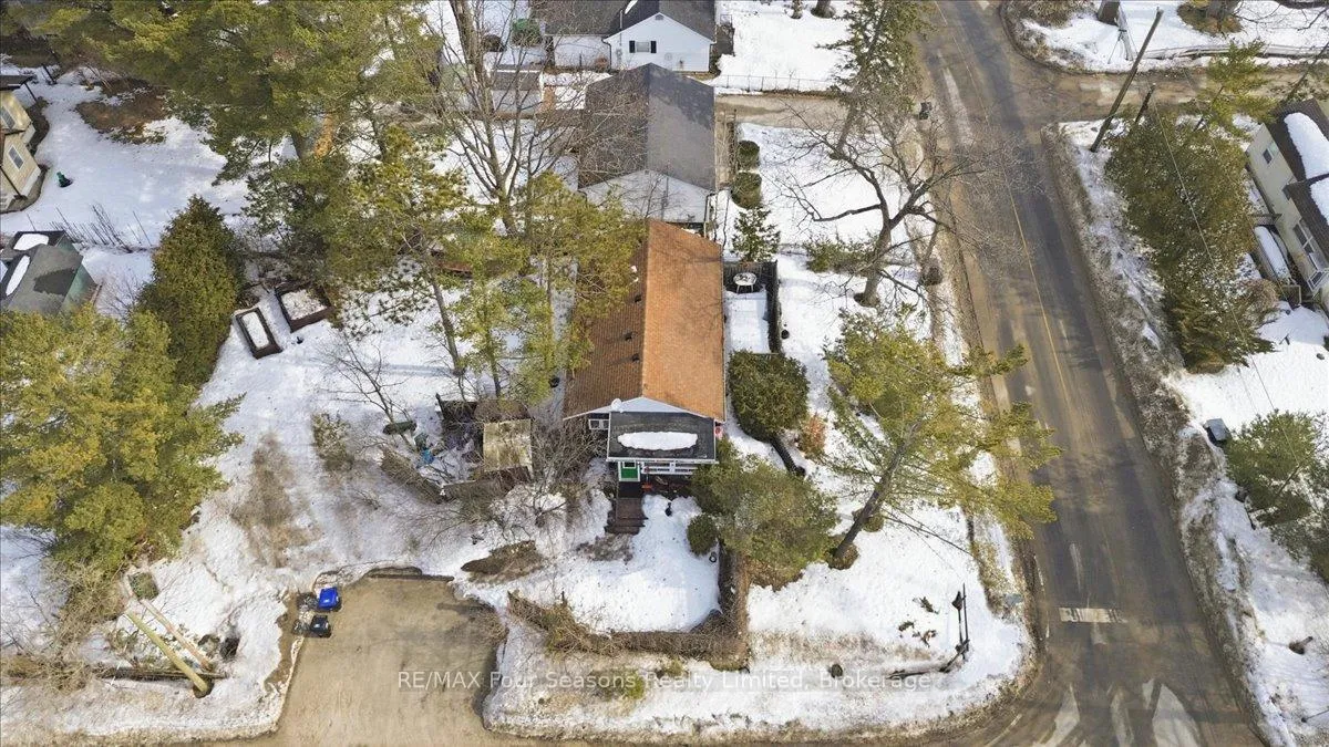 Photo 19 of 220 Old Mosley Street, Wasaga Beach — HOMEH