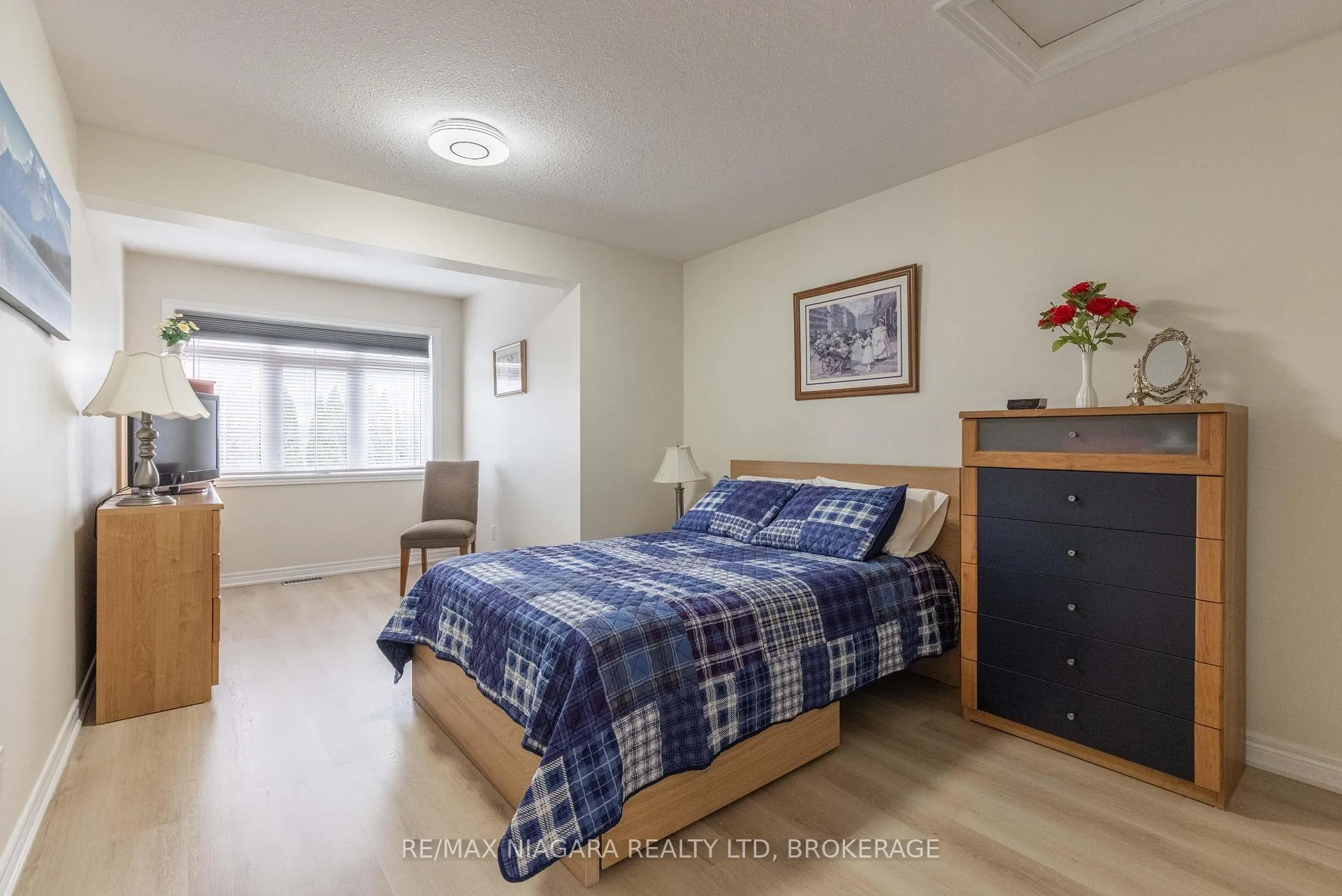 Photo 16 of Unit 13, 8142 Costabile Drive, Niagara Falls, Ascot — HOMEH