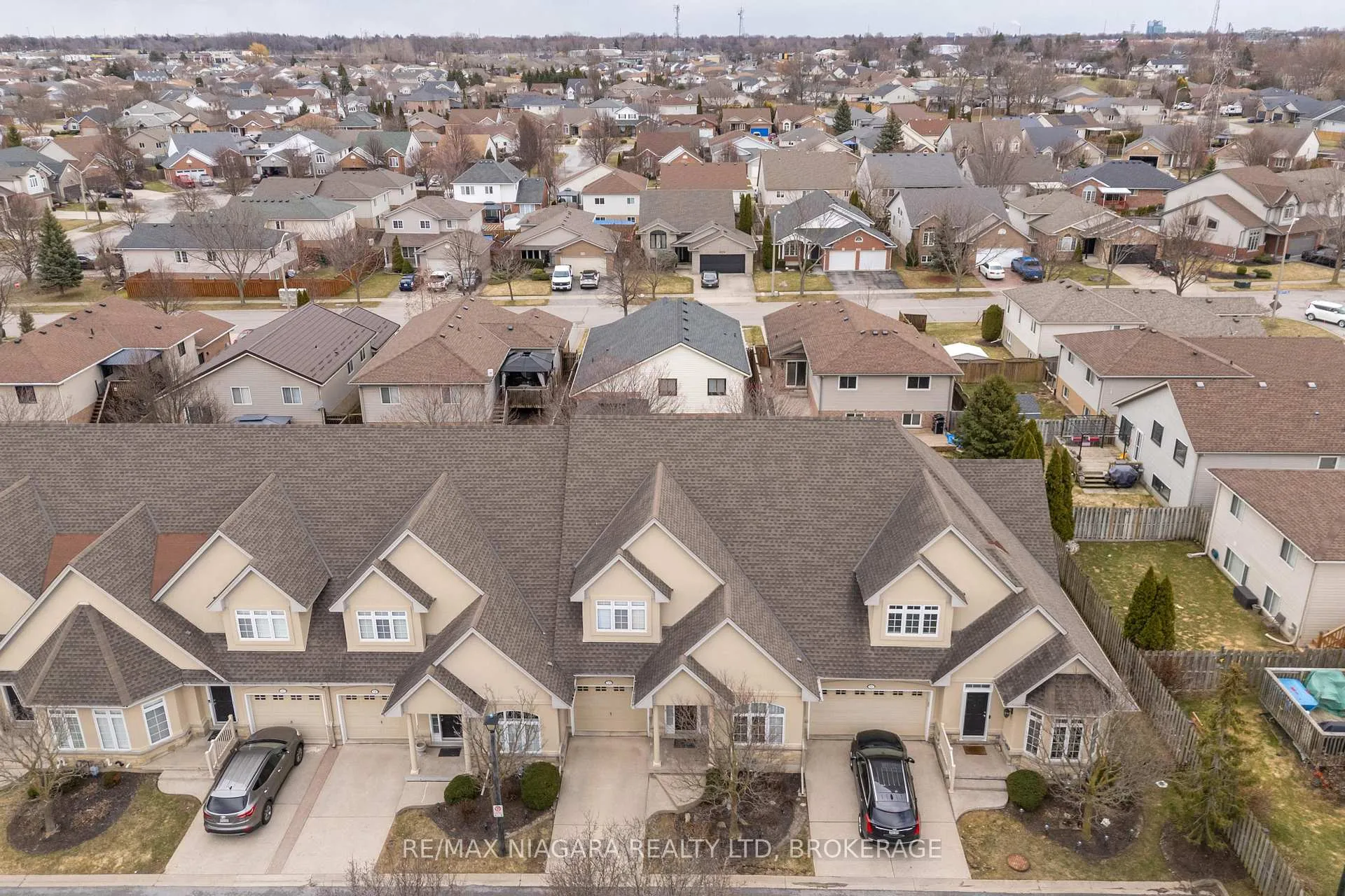 Photo 27 of Unit 13, 8142 Costabile Drive, Niagara Falls, Ascot — HOMEH