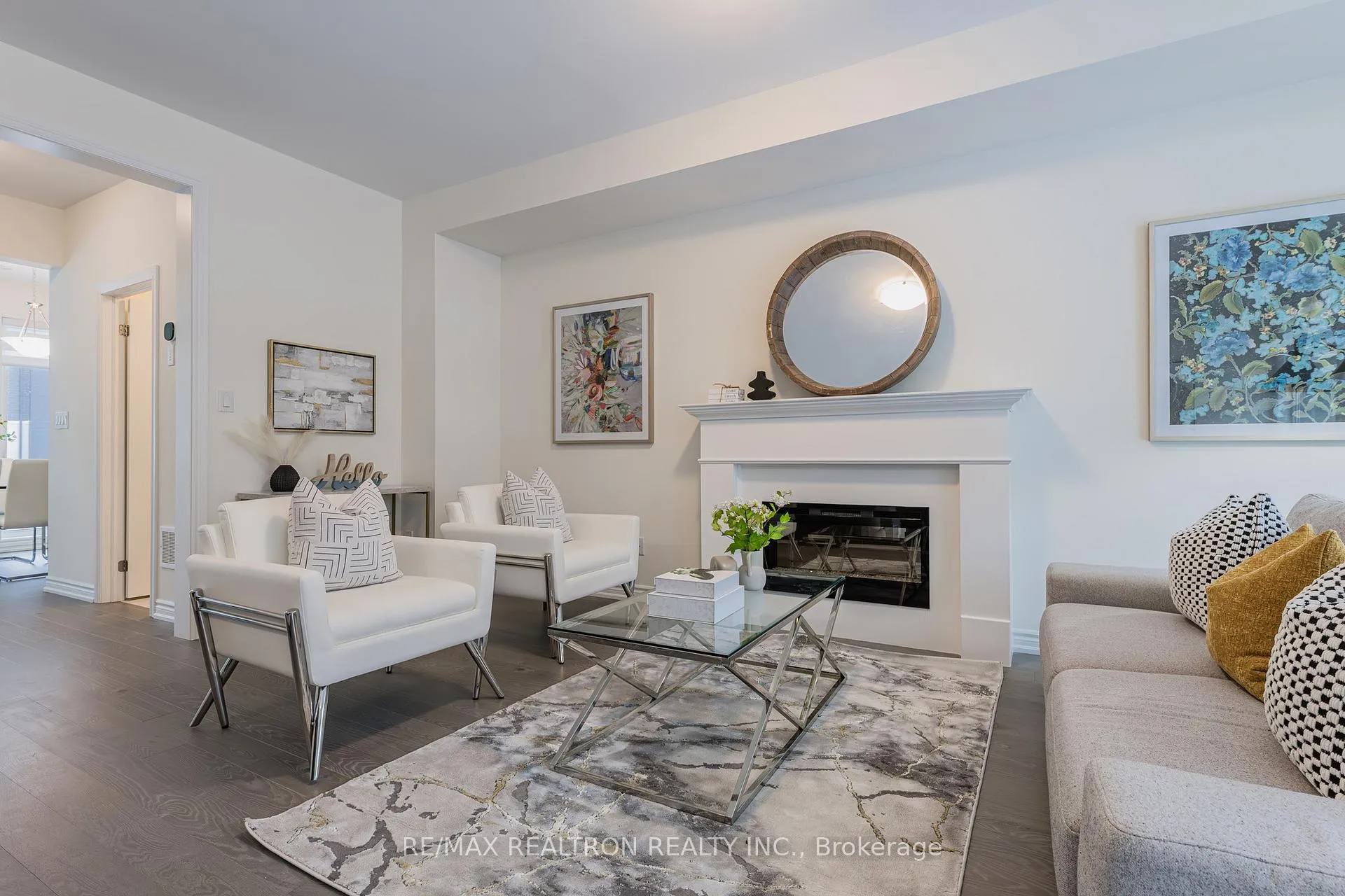 Photo 5 of 9 Breyworth Road, Markham, Victoria Square — HOMEH