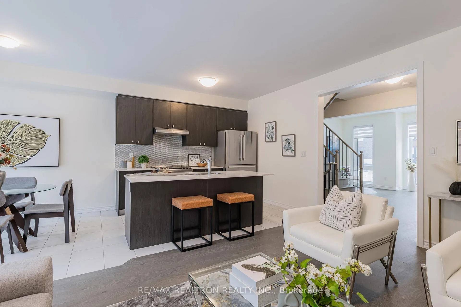 Photo 7 of 9 Breyworth Road, Markham, Victoria Square — HOMEH