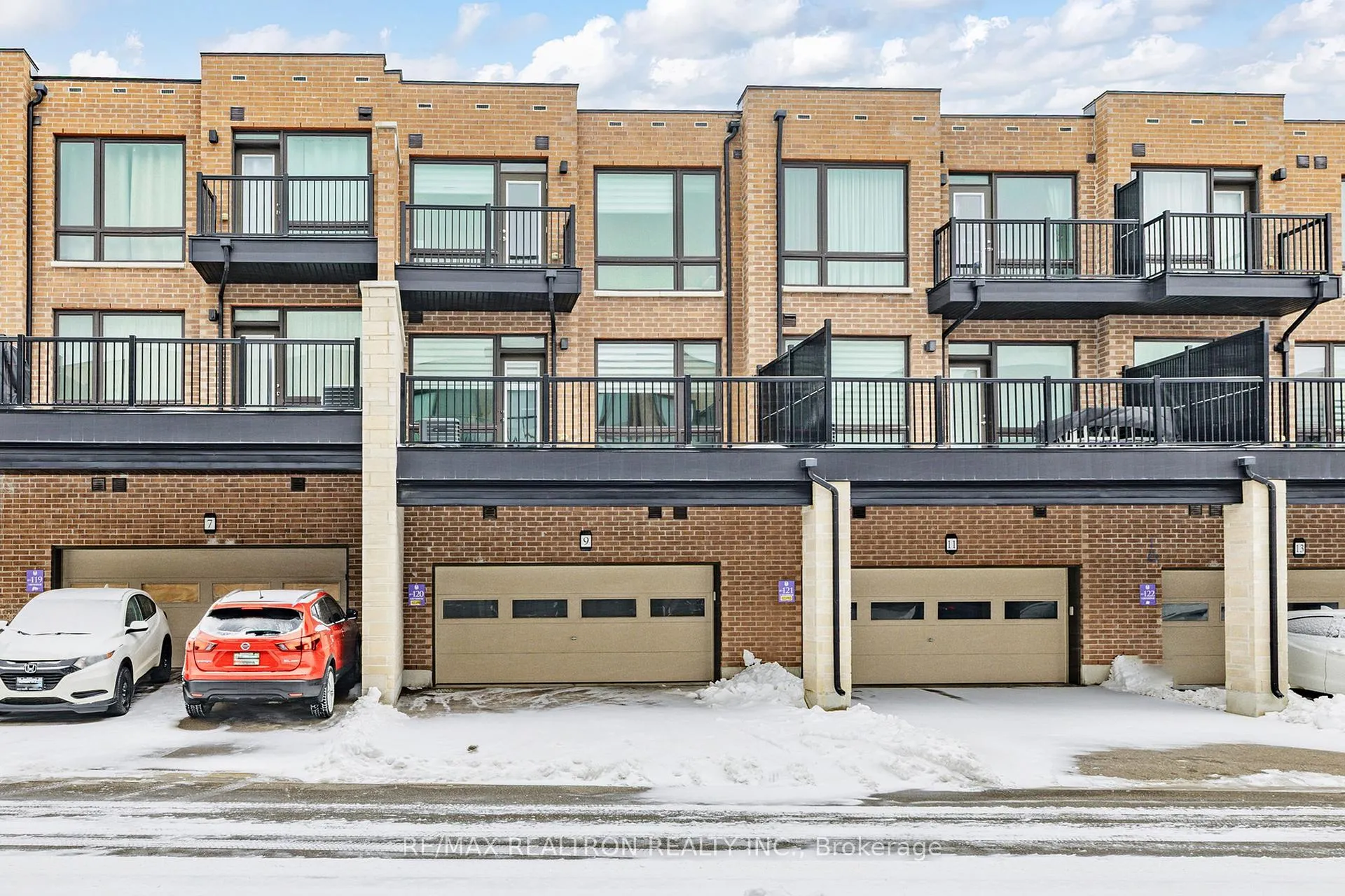 Photo 40 of 9 Breyworth Road, Markham, Victoria Square — HOMEH
