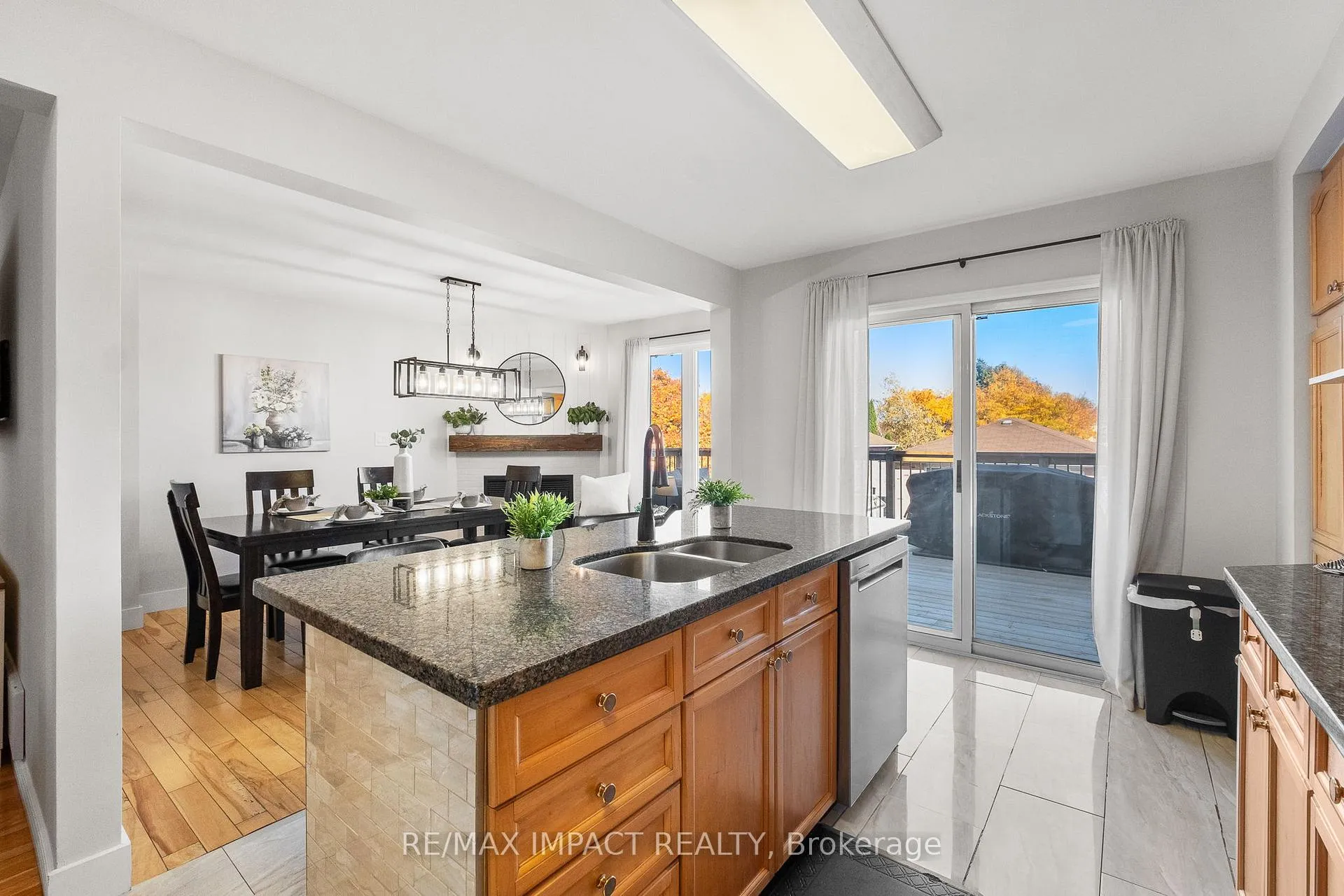 Photo 13 of 1000 Field Court, Cobourg — HOMEH