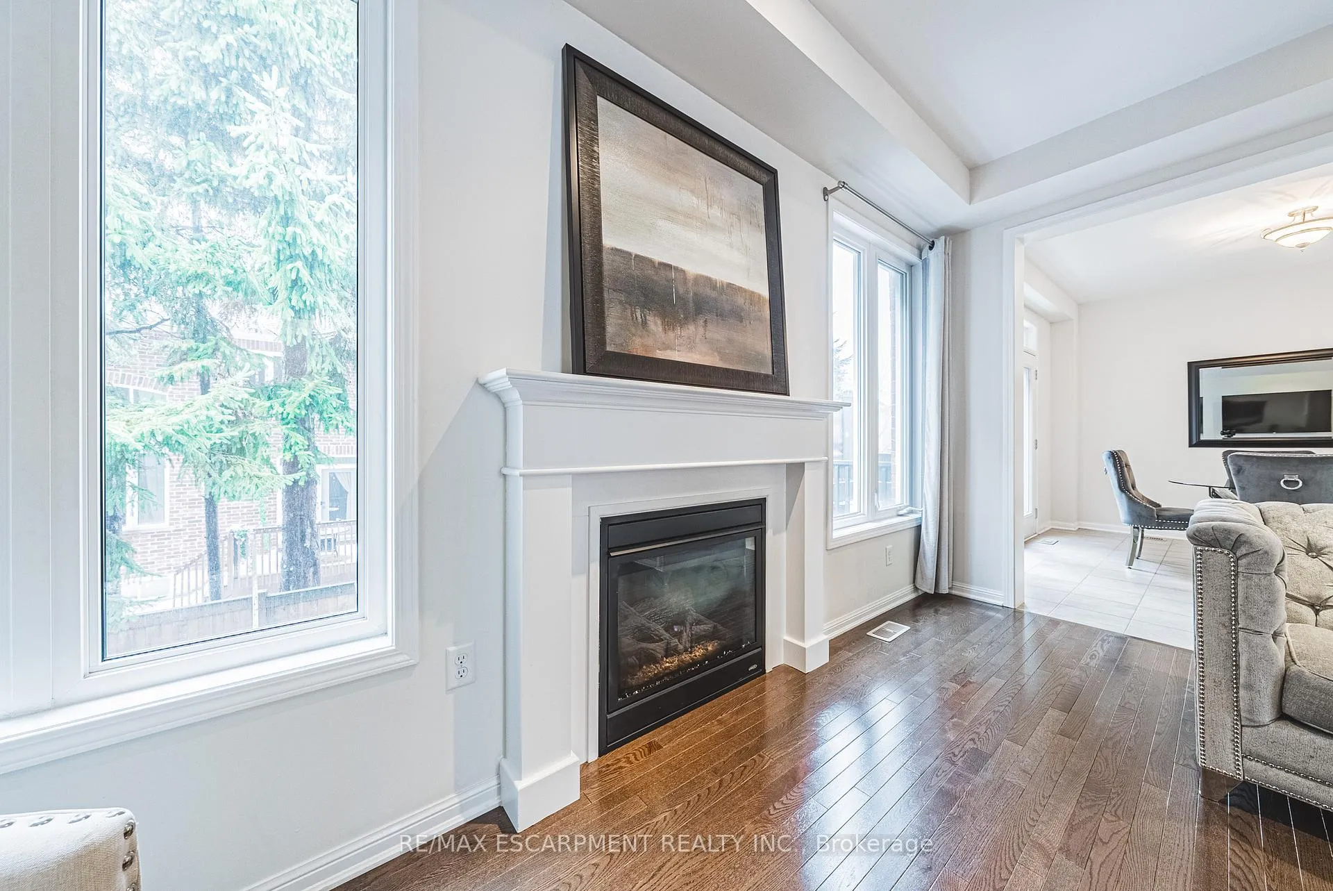 Photo 10 of 85 Peer Court, Hamilton, Meadowlands — HOMEH