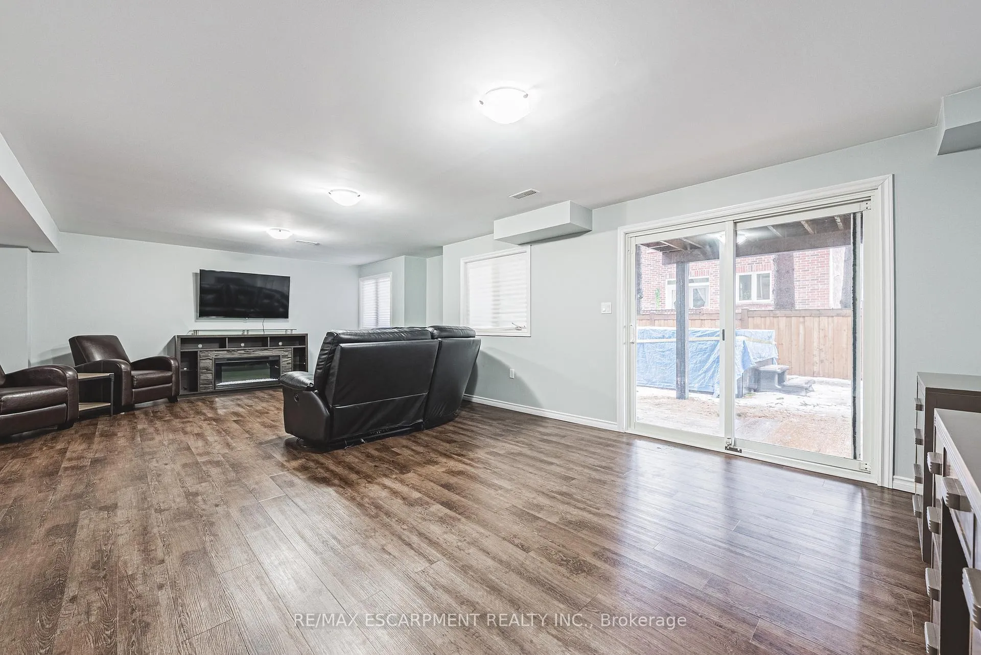 Photo 38 of 85 Peer Court, Hamilton, Meadowlands — HOMEH