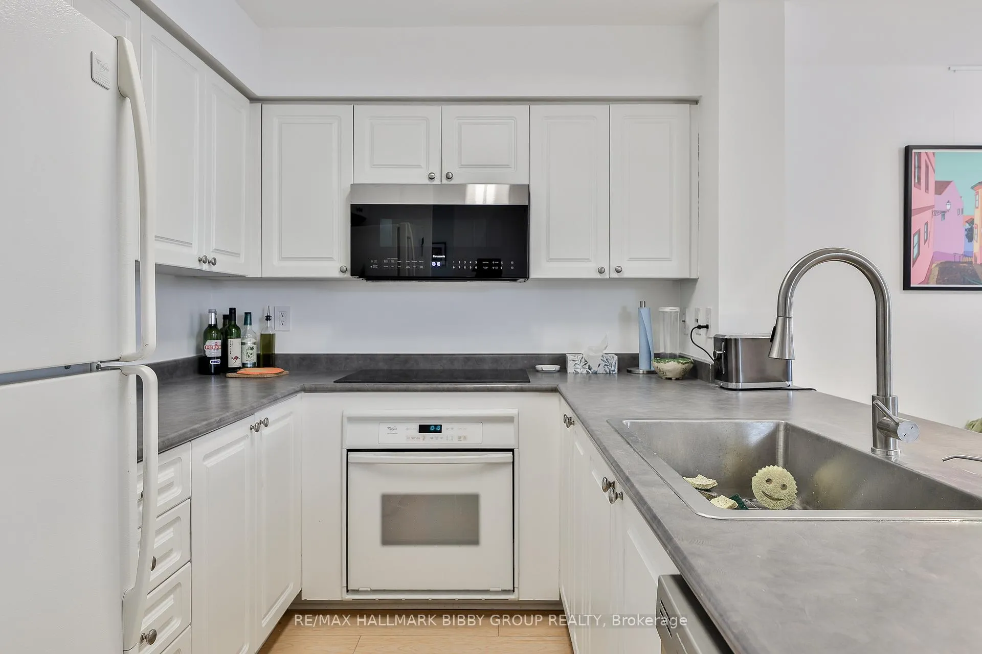 Photo 10 of Unit 409, 330 Adelaide Street E, Toronto, Moss Park — HOMEH