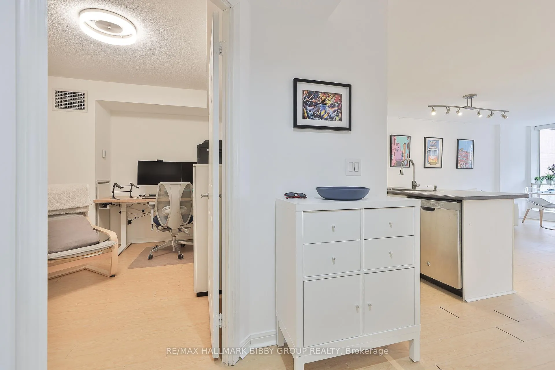 Photo 20 of Unit 409, 330 Adelaide Street E, Toronto, Moss Park — HOMEH