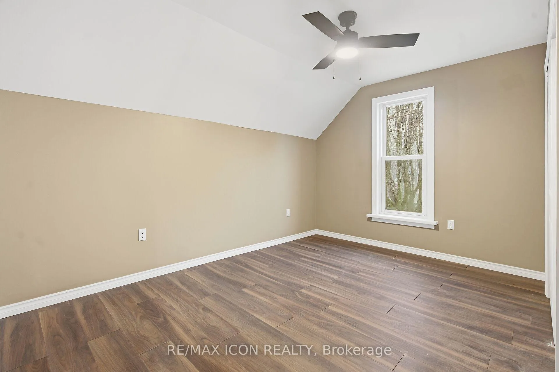 Photo 24 of 182 Maple Street, West Elgin, West Lorne — HOMEH