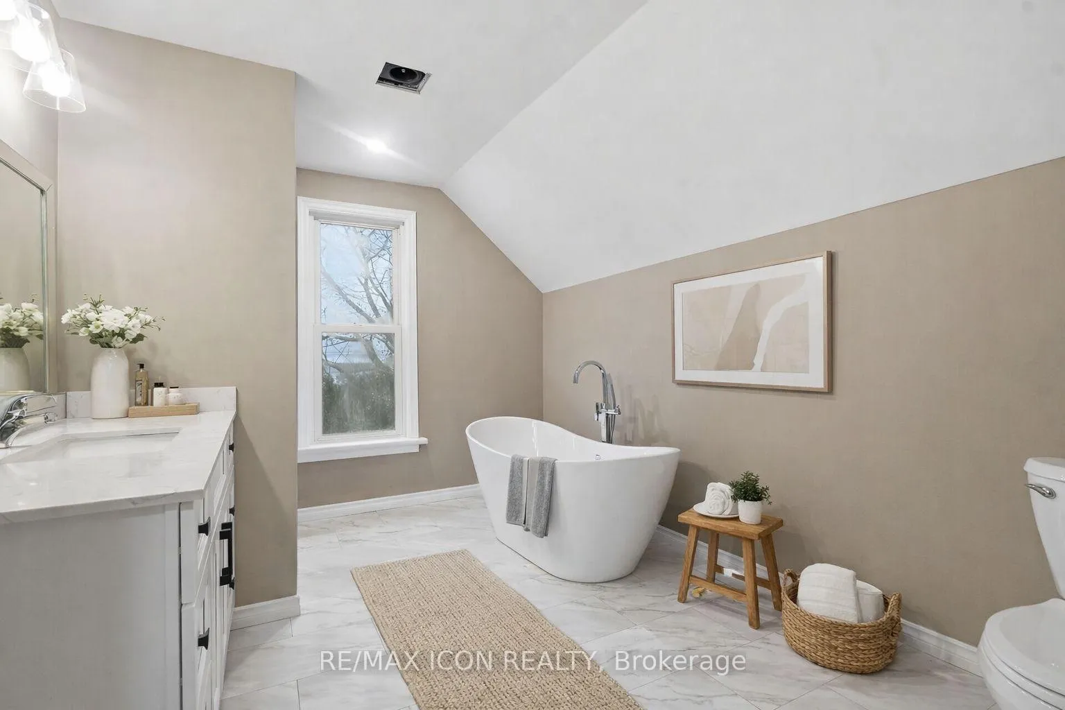 Photo 29 of 182 Maple Street, West Elgin, West Lorne — HOMEH