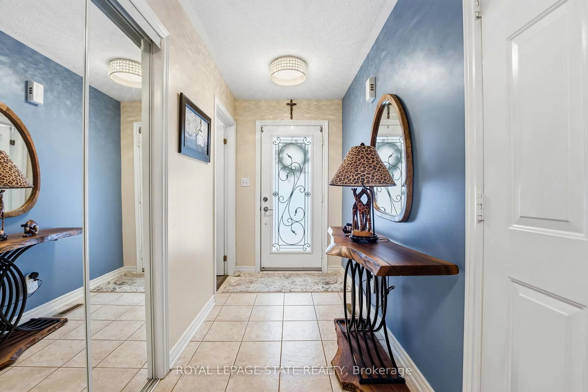 Photo 4 of 64 Griffith Drive, Grimsby, Grimsby East — HOMEH