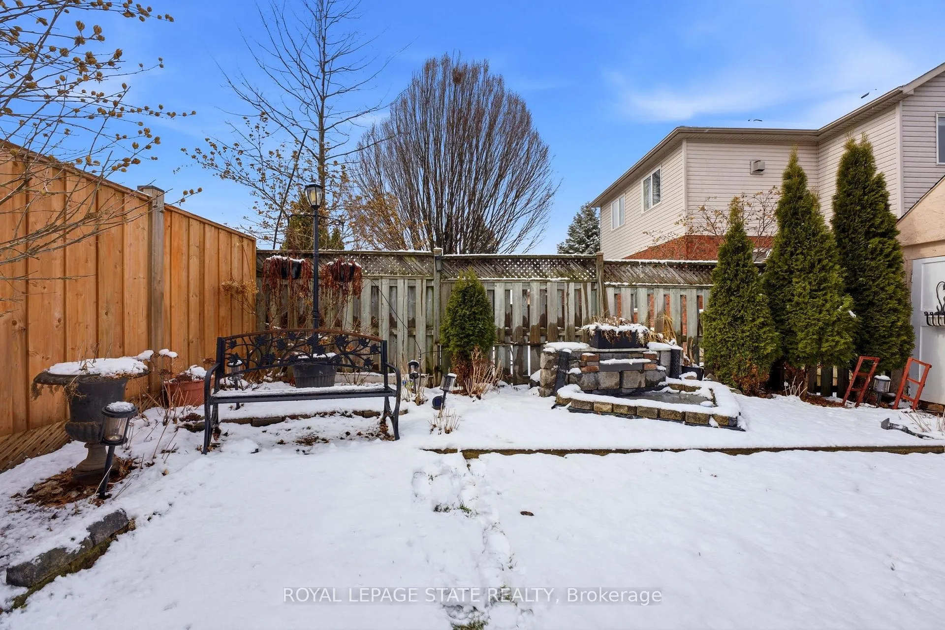 Photo 41 of 64 Griffith Drive, Grimsby, Grimsby East — HOMEH