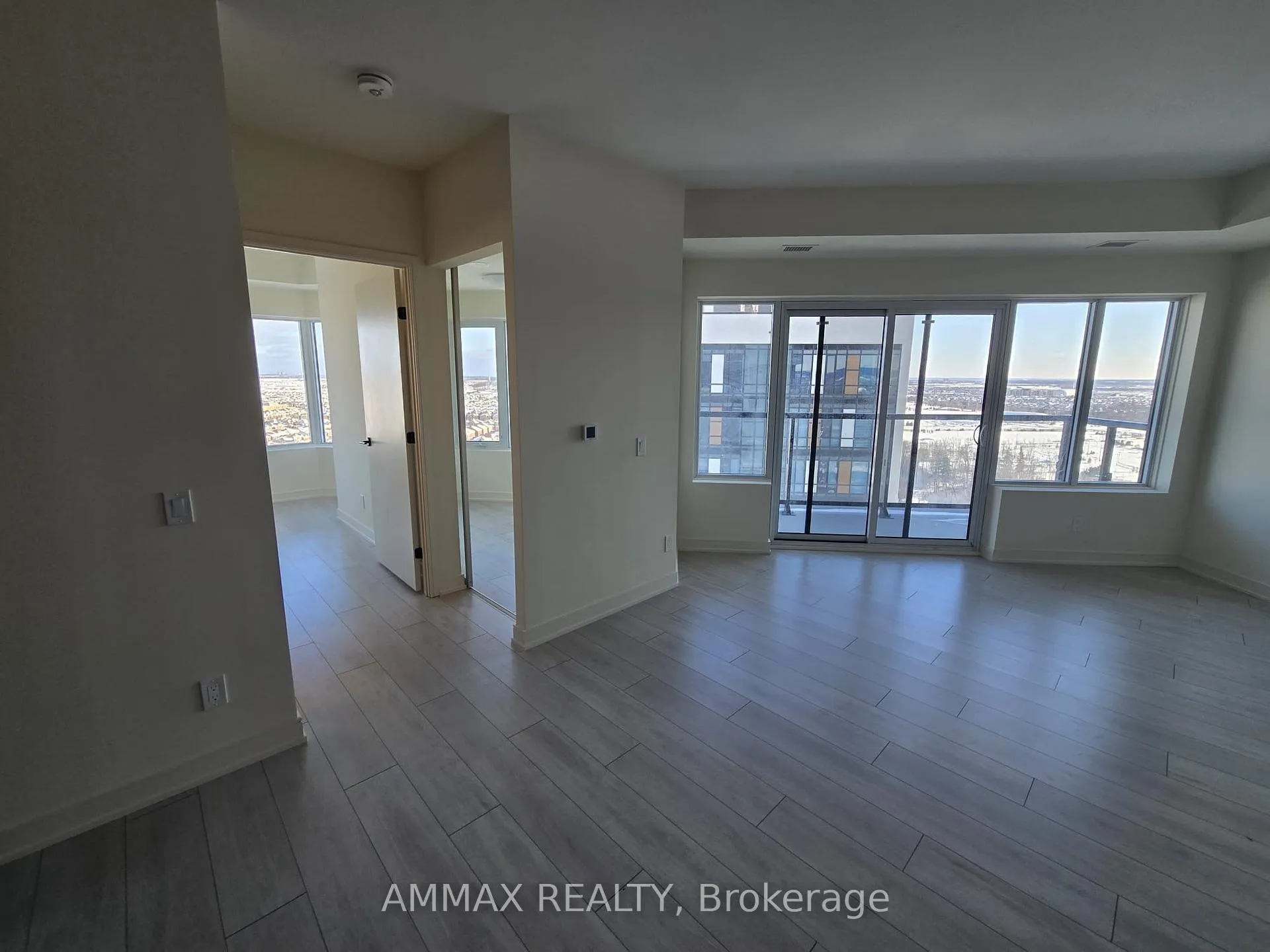 Photo 4 of Unit 2007, 8020 Derry Road Drive, Milton, Coates — HOMEH