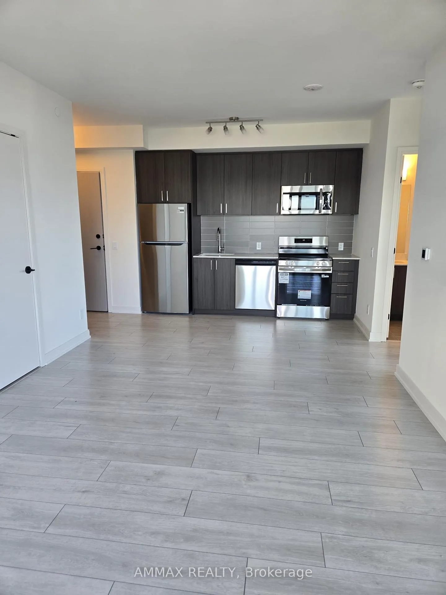Photo 10 of Unit 2007, 8020 Derry Road Drive, Milton, Coates — HOMEH