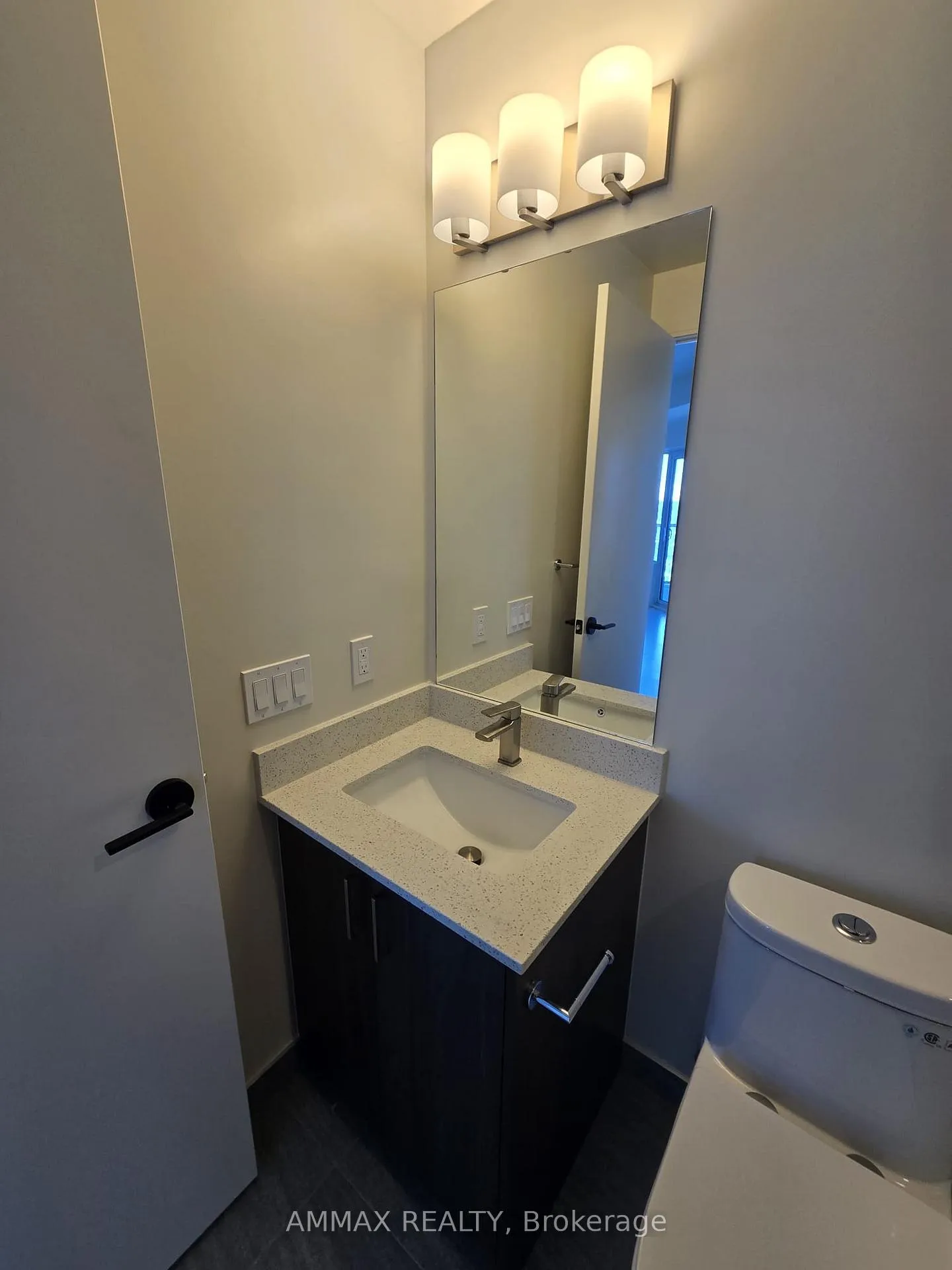 Photo 15 of Unit 2007, 8020 Derry Road Drive, Milton, Coates — HOMEH