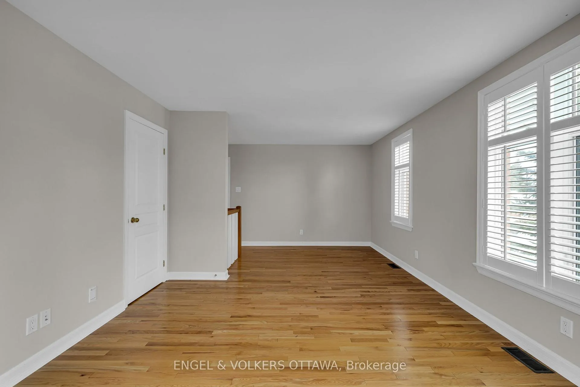 Photo 20 of 145 Manorhill Private, Ottawa, Guildwood Estates - Urbandale Acres — HOMEH