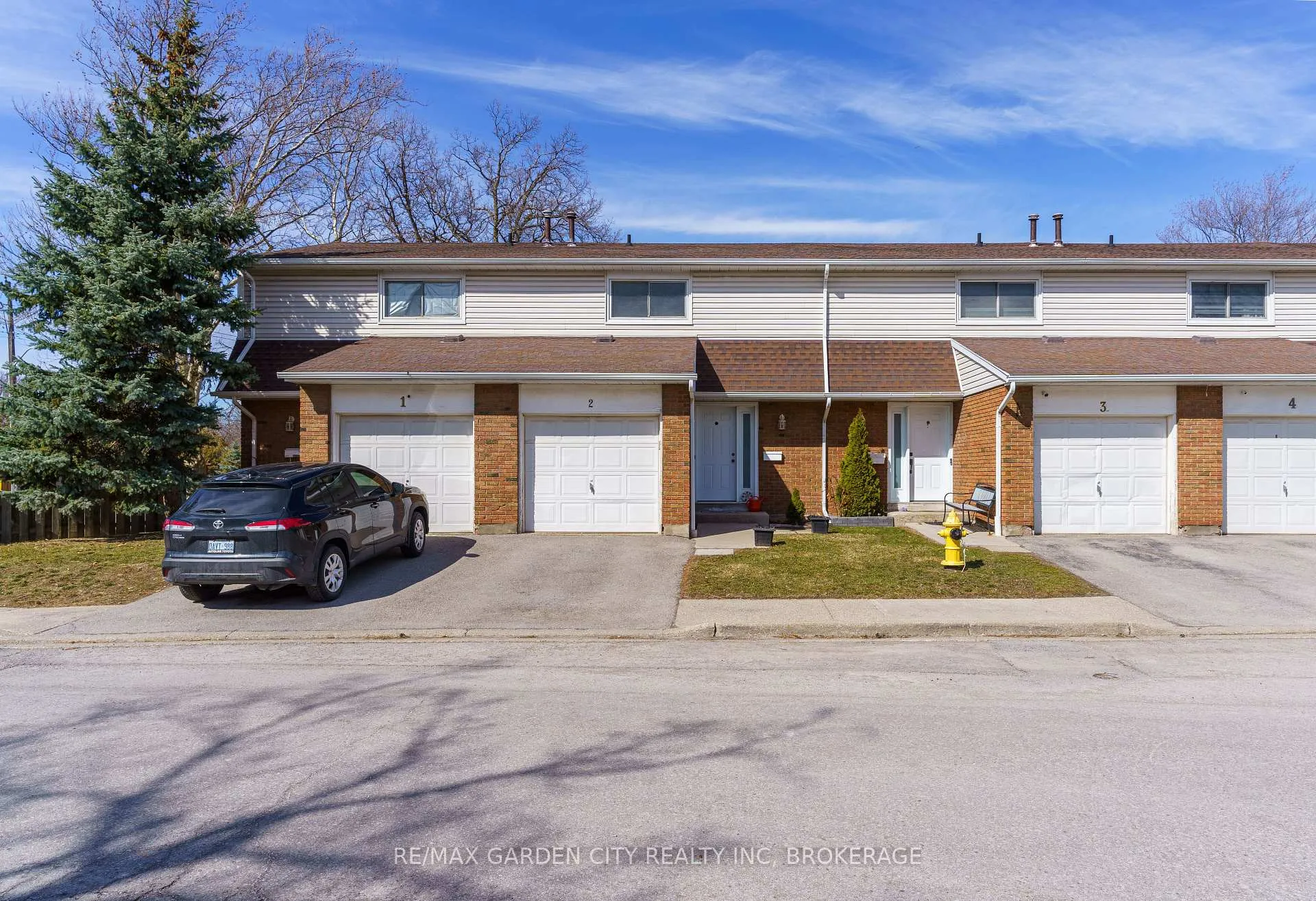 Photo 1 of Unit 2, 286 Cushman Road, St. Catharines, Carlton/Bunting — HOMEH