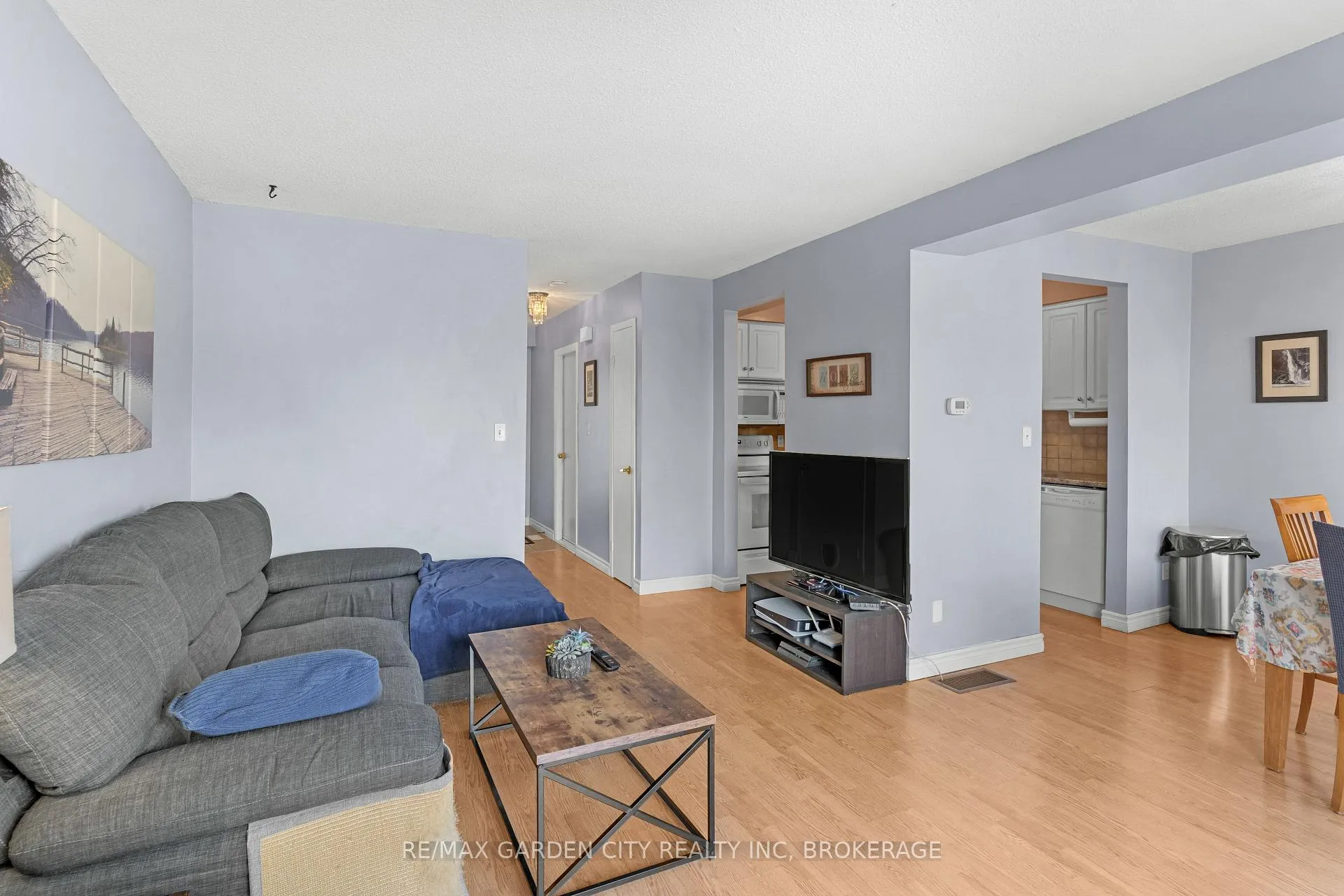 Photo 8 of Unit 2, 286 Cushman Road, St. Catharines, Carlton/Bunting — HOMEH