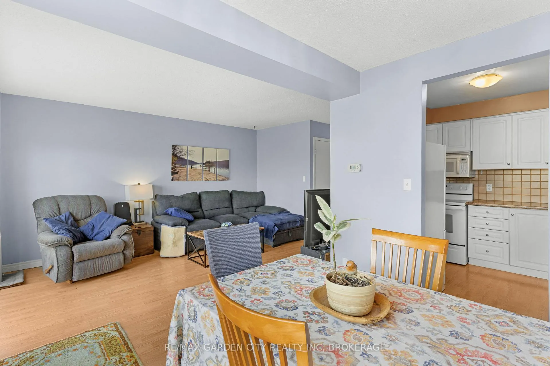 Photo 13 of Unit 2, 286 Cushman Road, St. Catharines, Carlton/Bunting — HOMEH