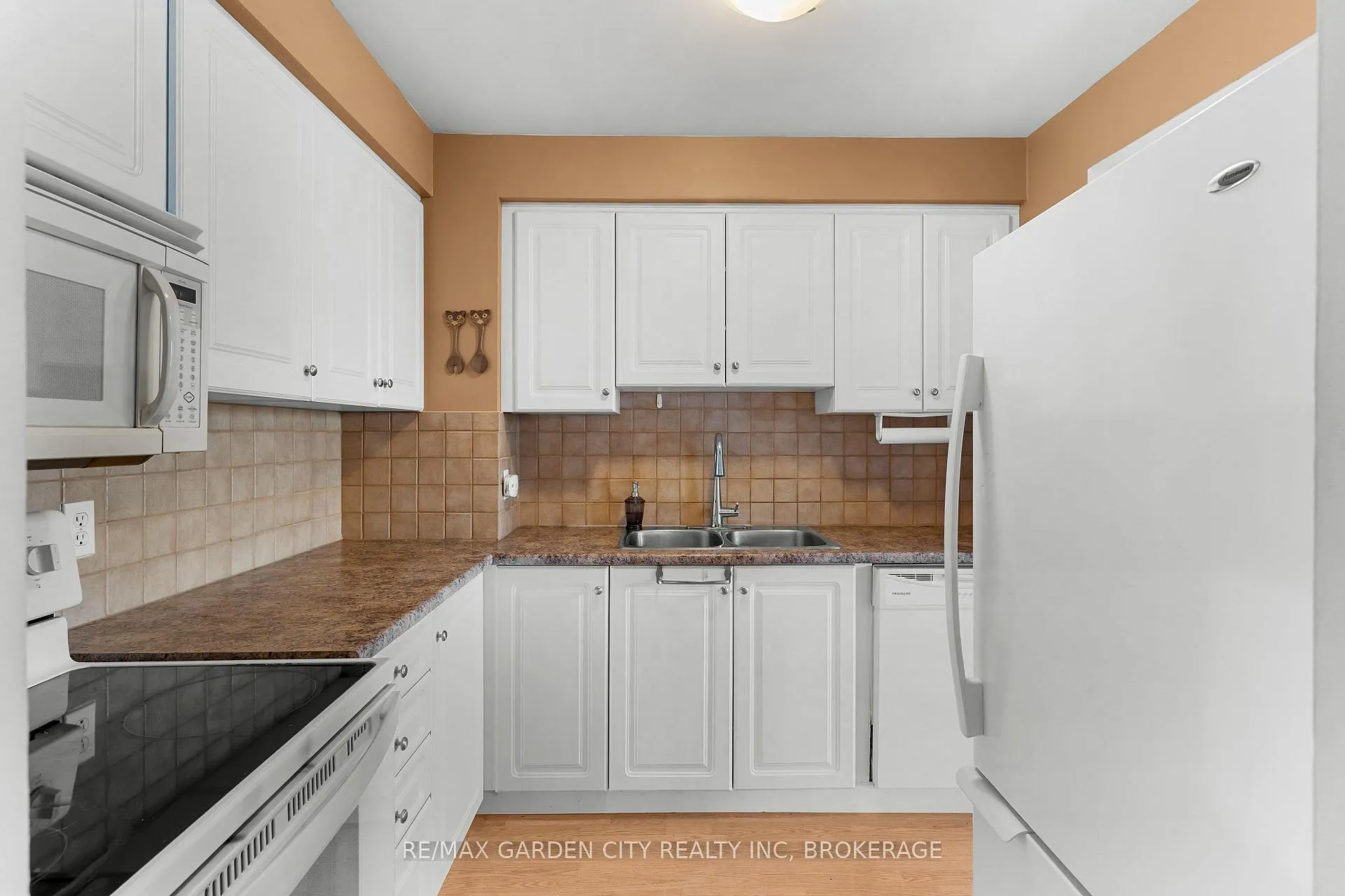 Photo 14 of Unit 2, 286 Cushman Road, St. Catharines, Carlton/Bunting — HOMEH