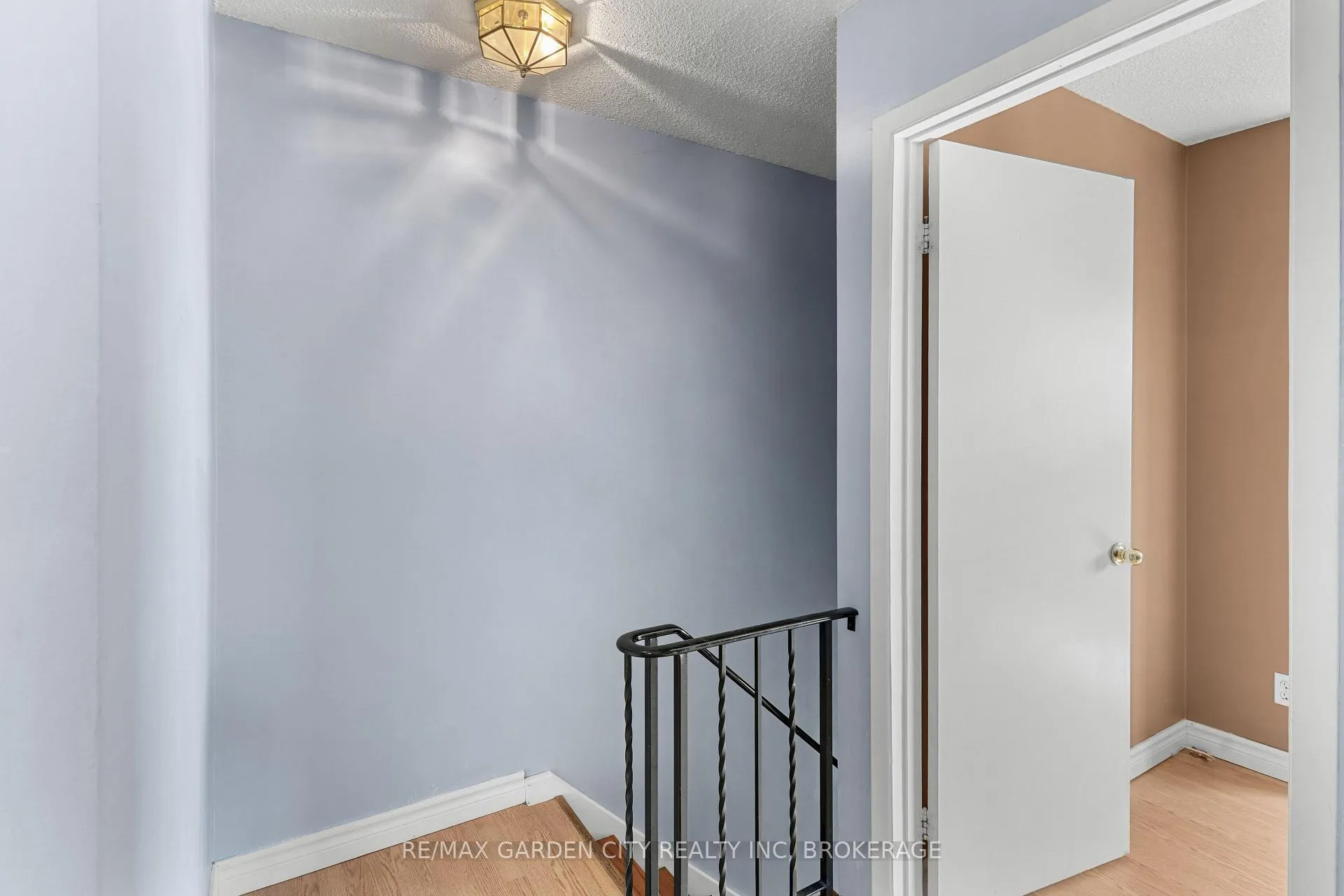 Photo 16 of Unit 2, 286 Cushman Road, St. Catharines, Carlton/Bunting — HOMEH