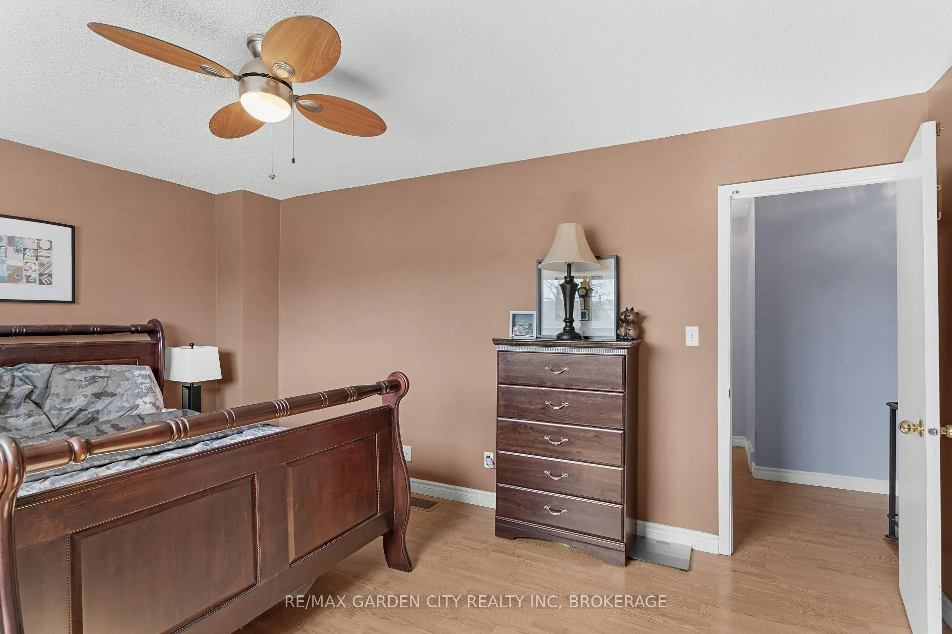 Photo 20 of Unit 2, 286 Cushman Road, St. Catharines, Carlton/Bunting — HOMEH