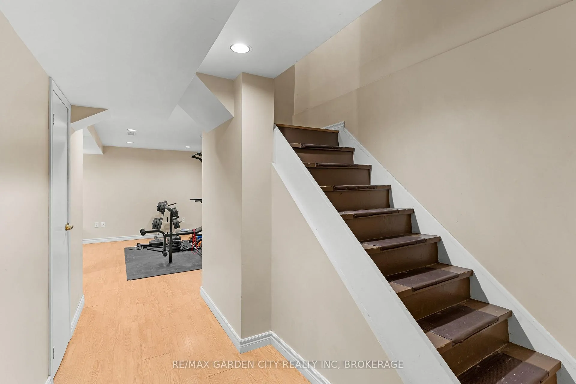 Photo 26 of Unit 2, 286 Cushman Road, St. Catharines, Carlton/Bunting — HOMEH