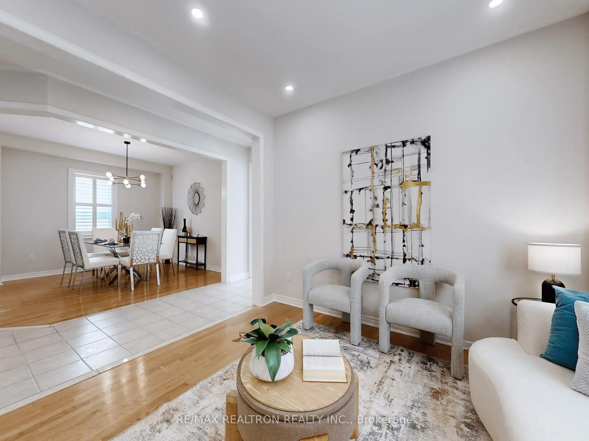 Photo 9 of 297 Castan Avenue, Markham, Village Green-South Unionville — HOMEH