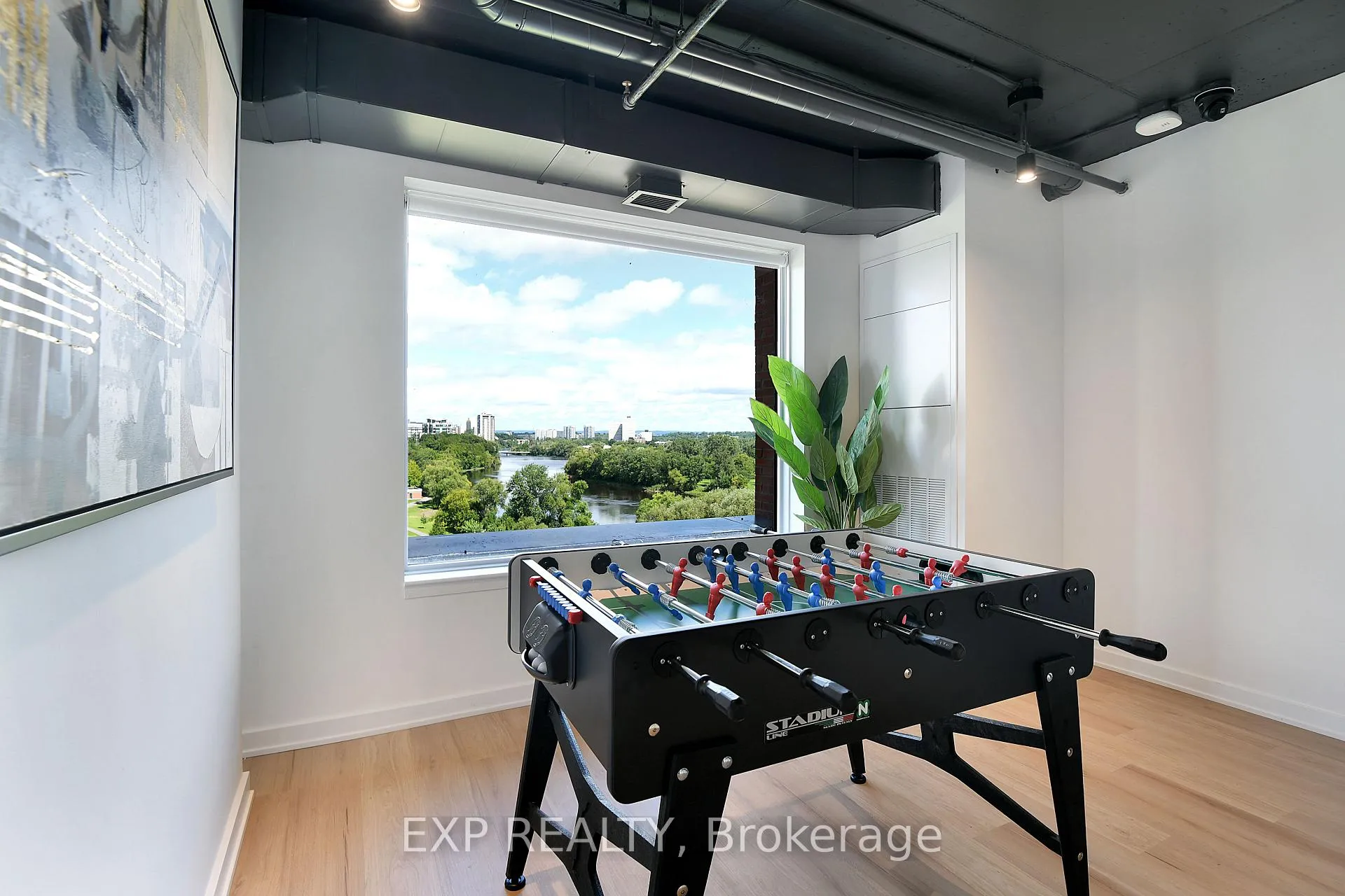 Photo 15 of Unit 601, 36 Robinson Avenue, Ottawa, Sandy Hill — HOMEH