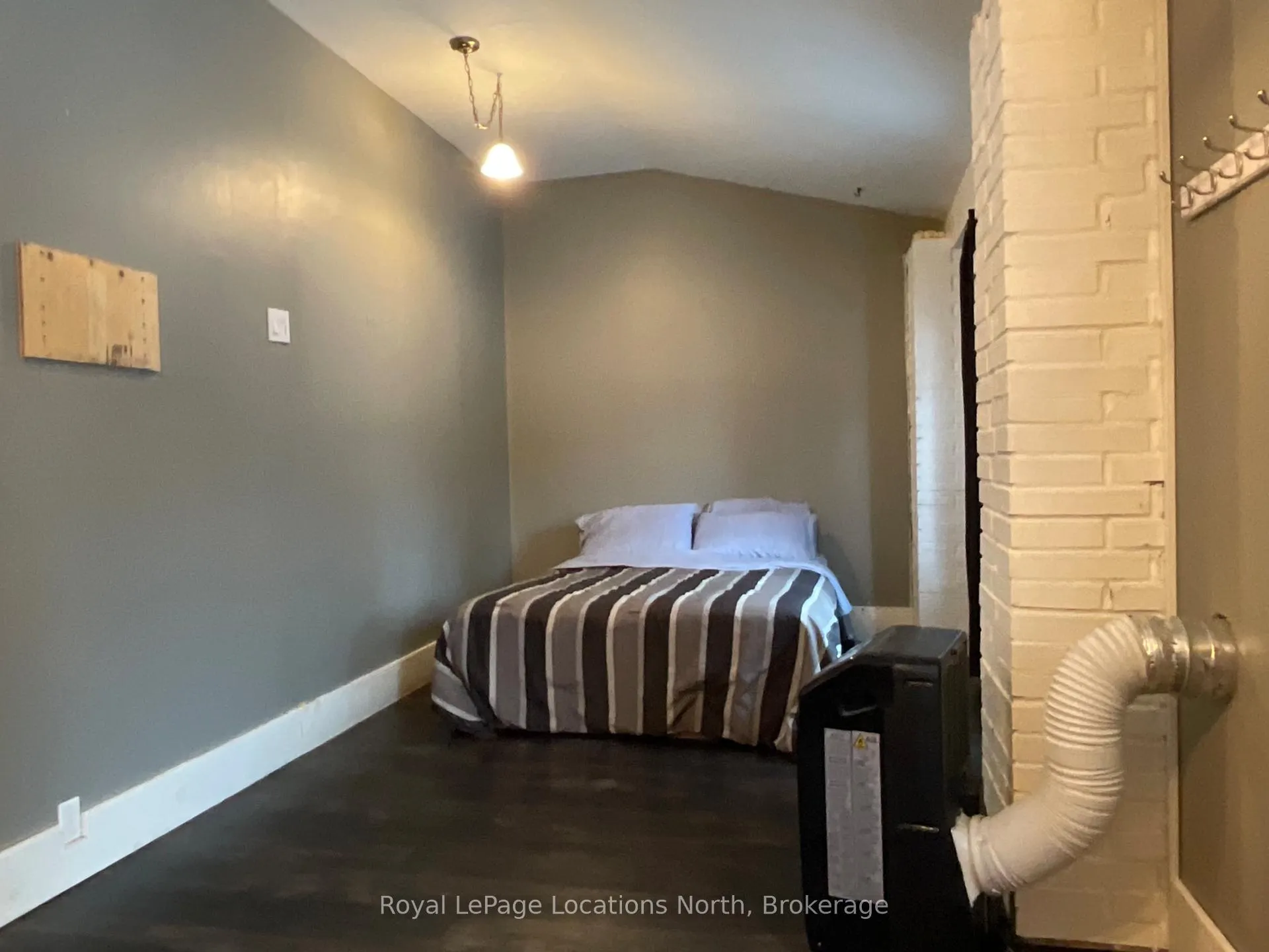 Photo 29 of 205 First Avenue, Kearney — HOMEH