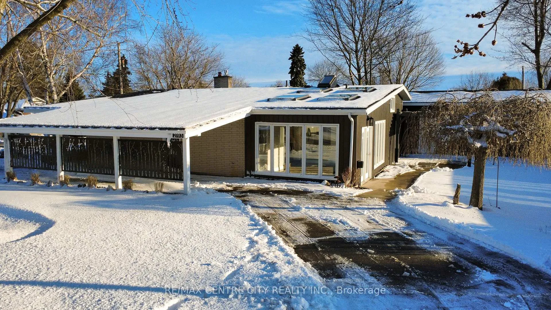 Photo 3 of 2193 Miller Avenue, Perth East, Shakespeare — HOMEH