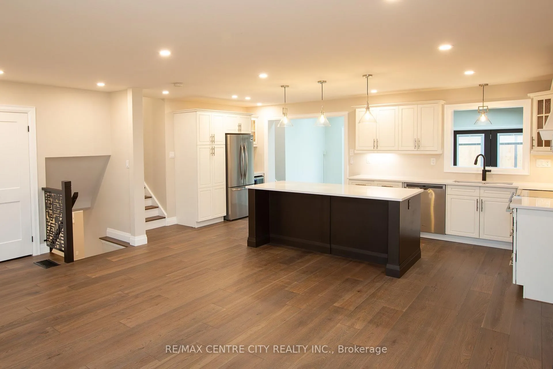 Photo 9 of 2193 Miller Avenue, Perth East, Shakespeare — HOMEH