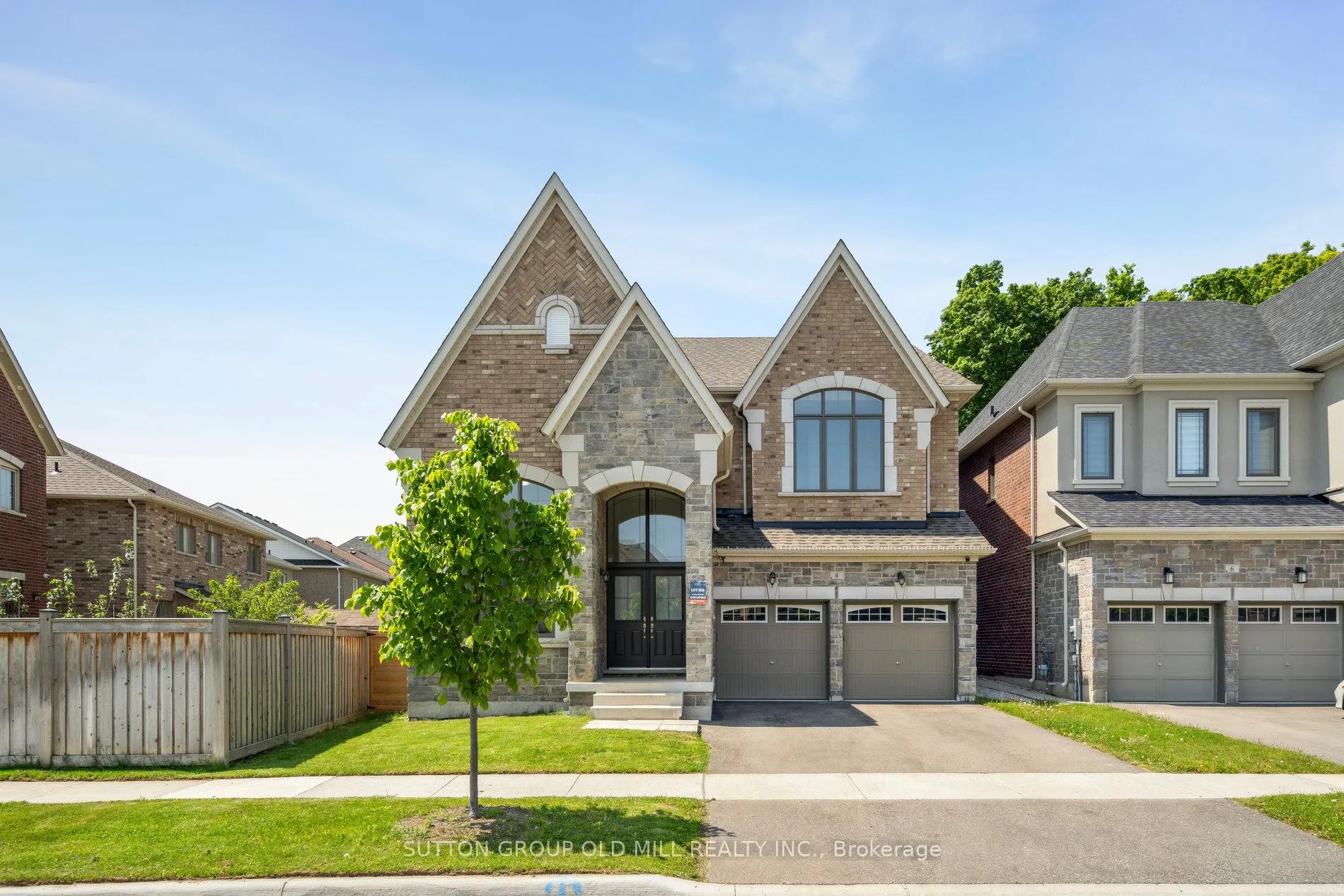 Photo 2 of 4 Daisy Meadow Crescent, Caledon, Caledon East — HOMEH