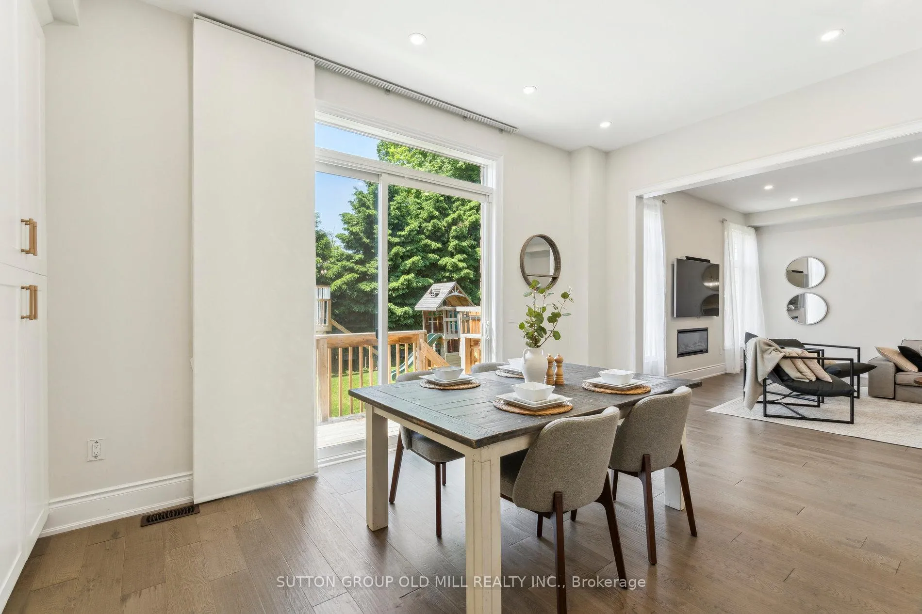 Photo 12 of 4 Daisy Meadow Crescent, Caledon, Caledon East — HOMEH