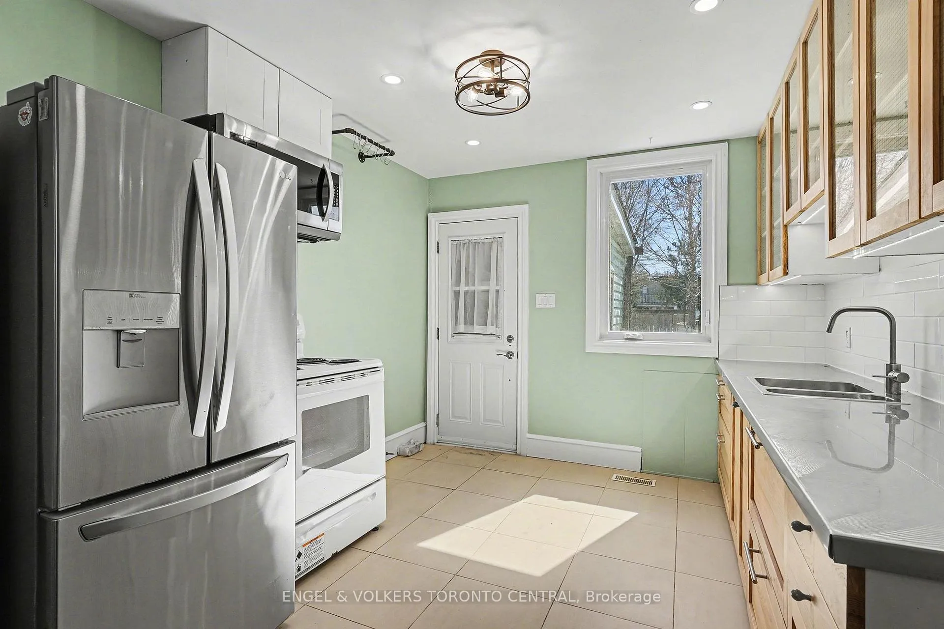 Photo 12 of 179 Coleman Avenue, Toronto, East End-Danforth — HOMEH