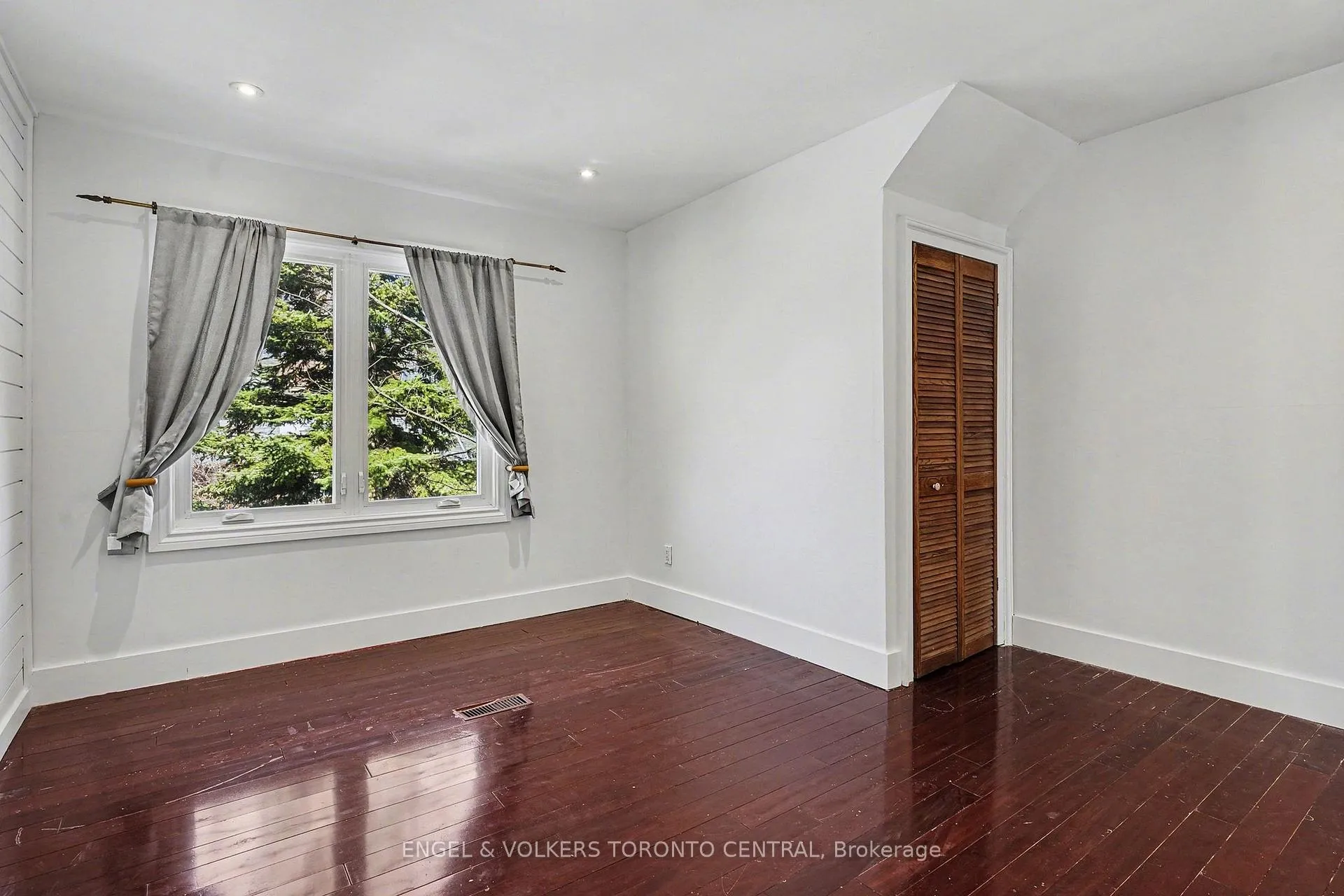Photo 15 of 179 Coleman Avenue, Toronto, East End-Danforth — HOMEH