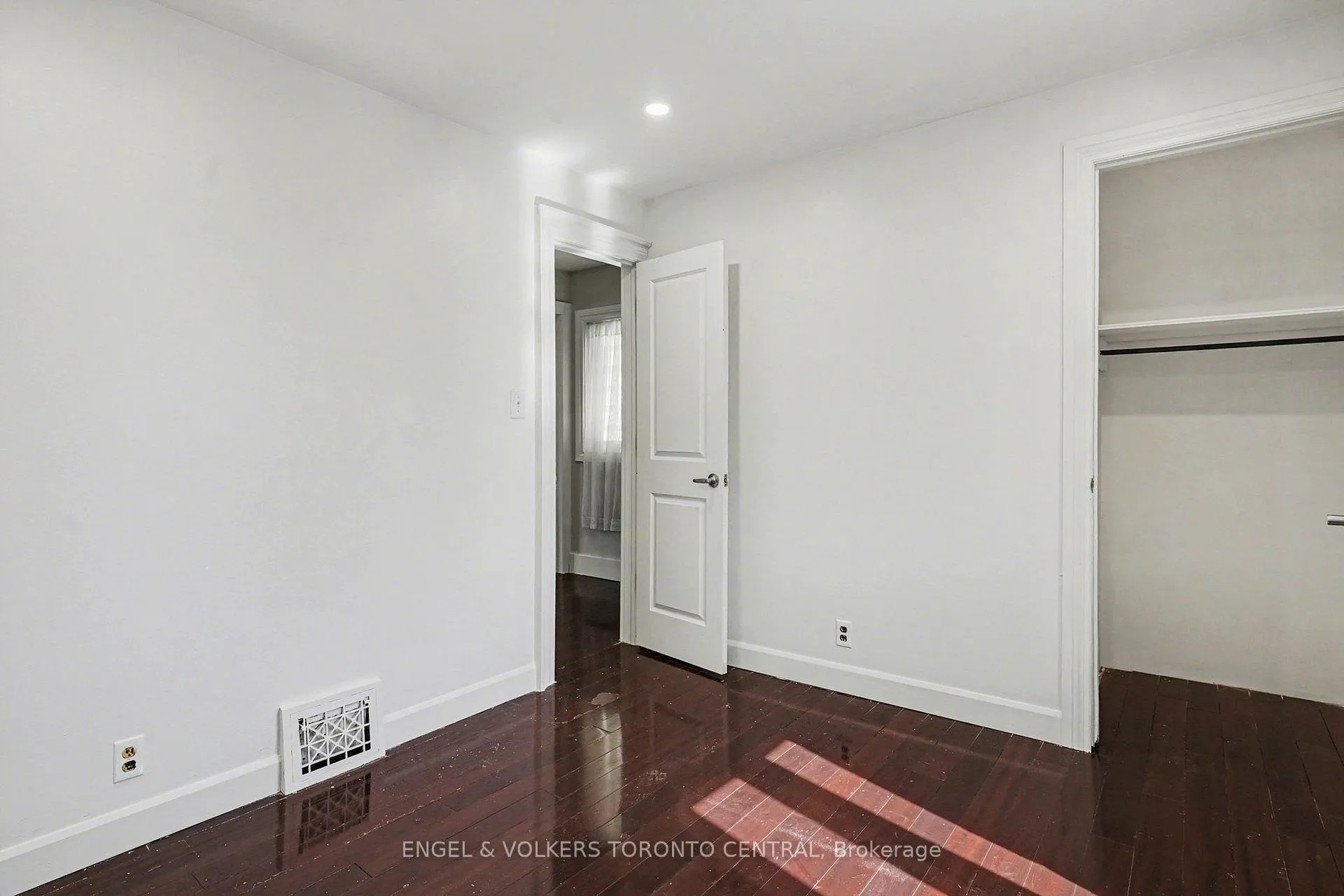 Photo 17 of 179 Coleman Avenue, Toronto, East End-Danforth — HOMEH