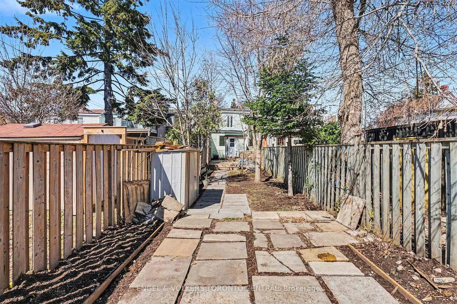 Photo 23 of 179 Coleman Avenue, Toronto, East End-Danforth — HOMEH