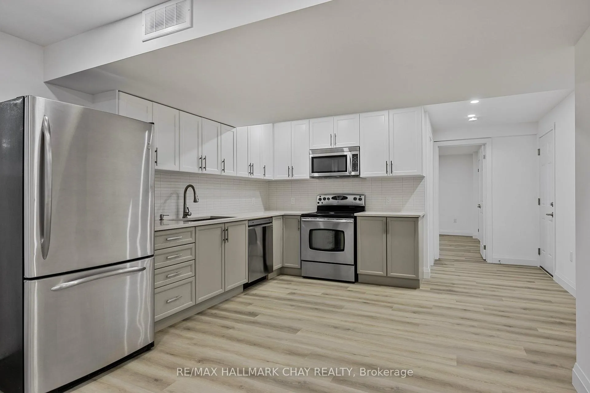Photo 1 of Unit Lower, 27 Spencer Drive, Barrie, Innis-Shore — HOMEH