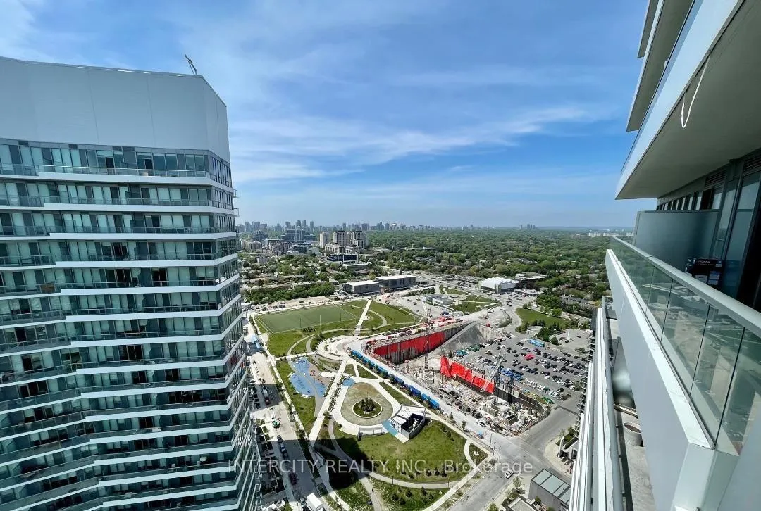 Photo 2 of Unit 3807, 117 McMahon Drive, North York, Bayview Village — HOMEH