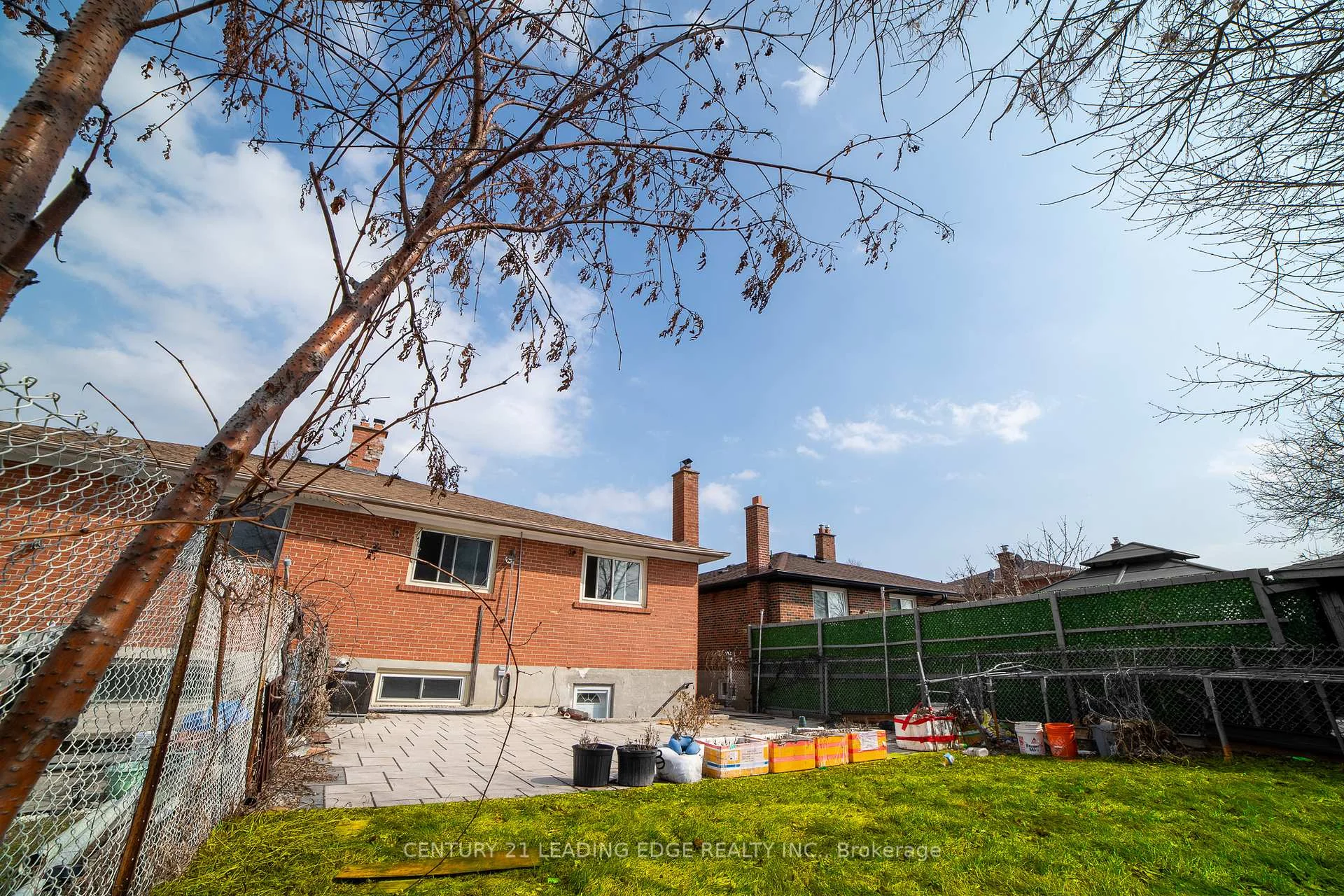 Photo 7 of 34 Petiole Road, North York, Glenfield-Jane Heights — HOMEH