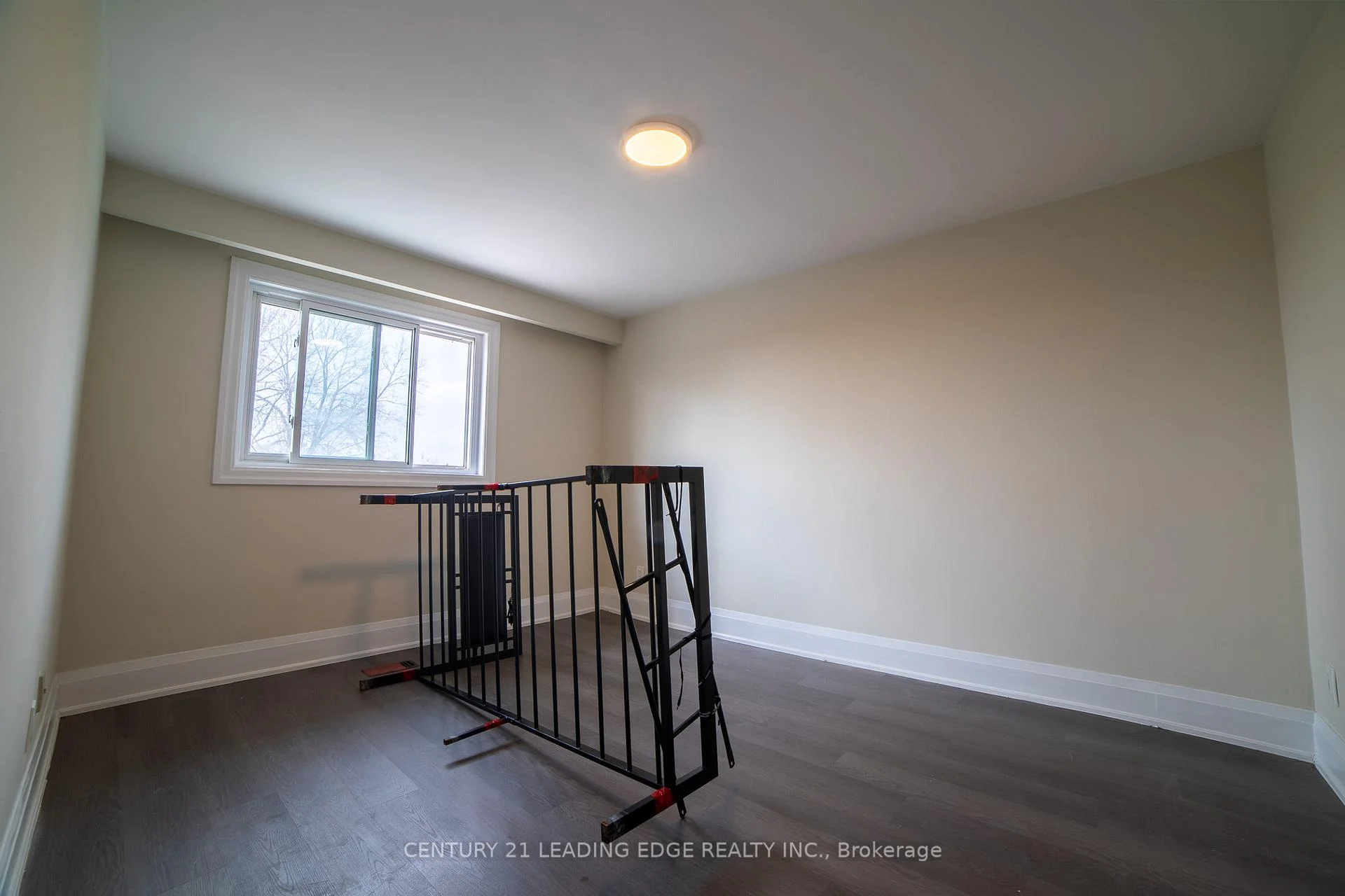 Photo 10 of 34 Petiole Road, North York, Glenfield-Jane Heights — HOMEH