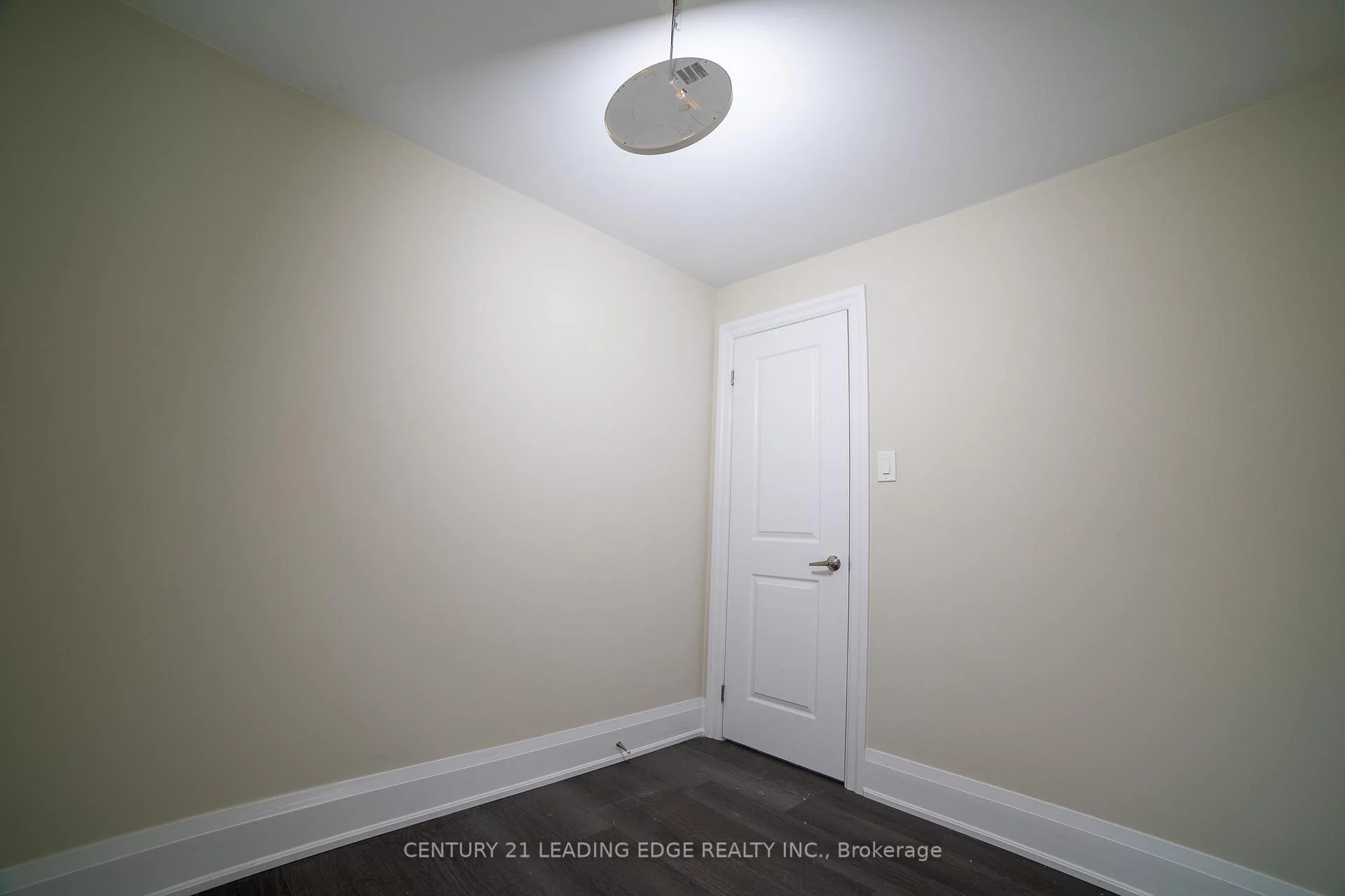 Photo 19 of 34 Petiole Road, North York, Glenfield-Jane Heights — HOMEH