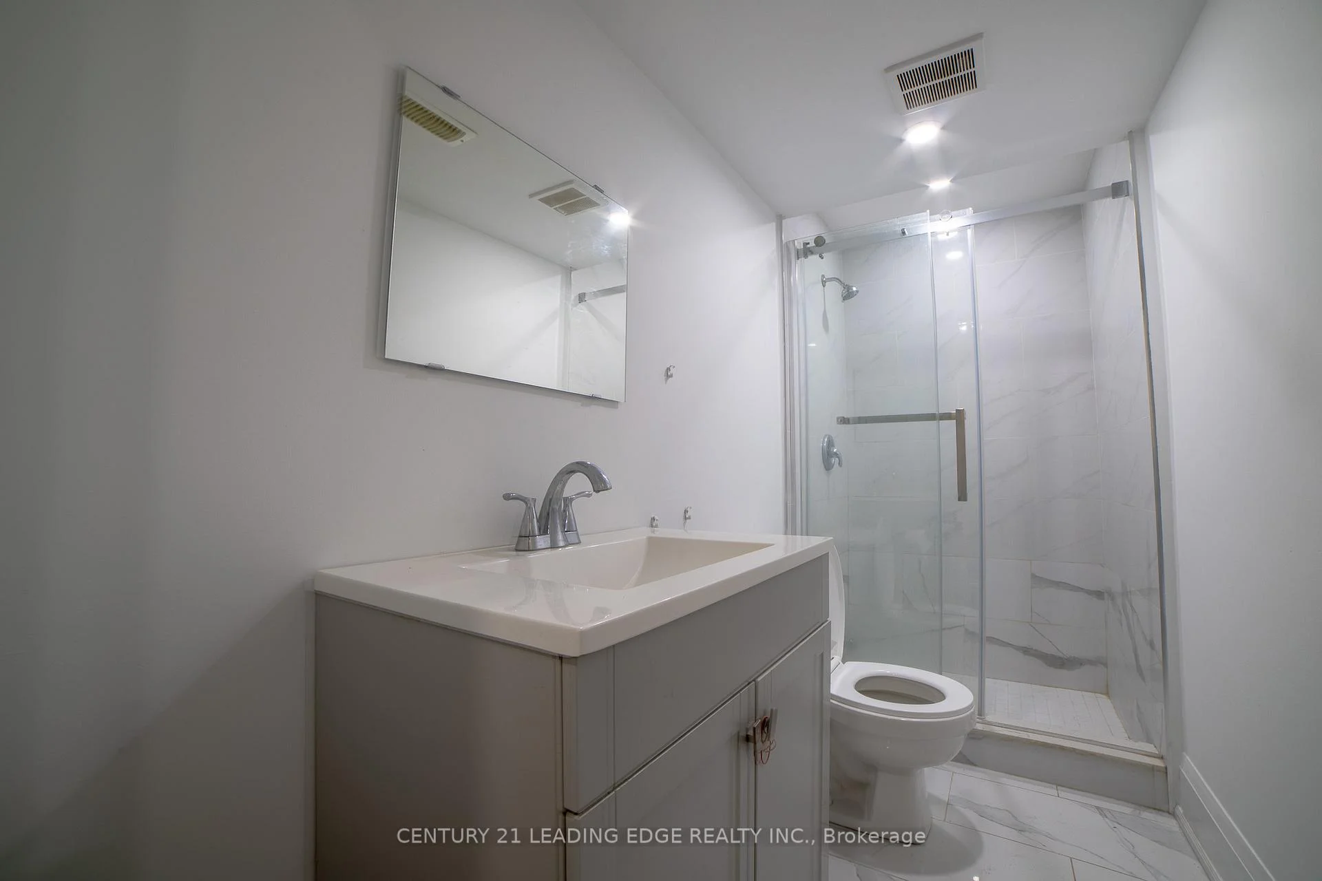 Photo 20 of 34 Petiole Road, North York, Glenfield-Jane Heights — HOMEH