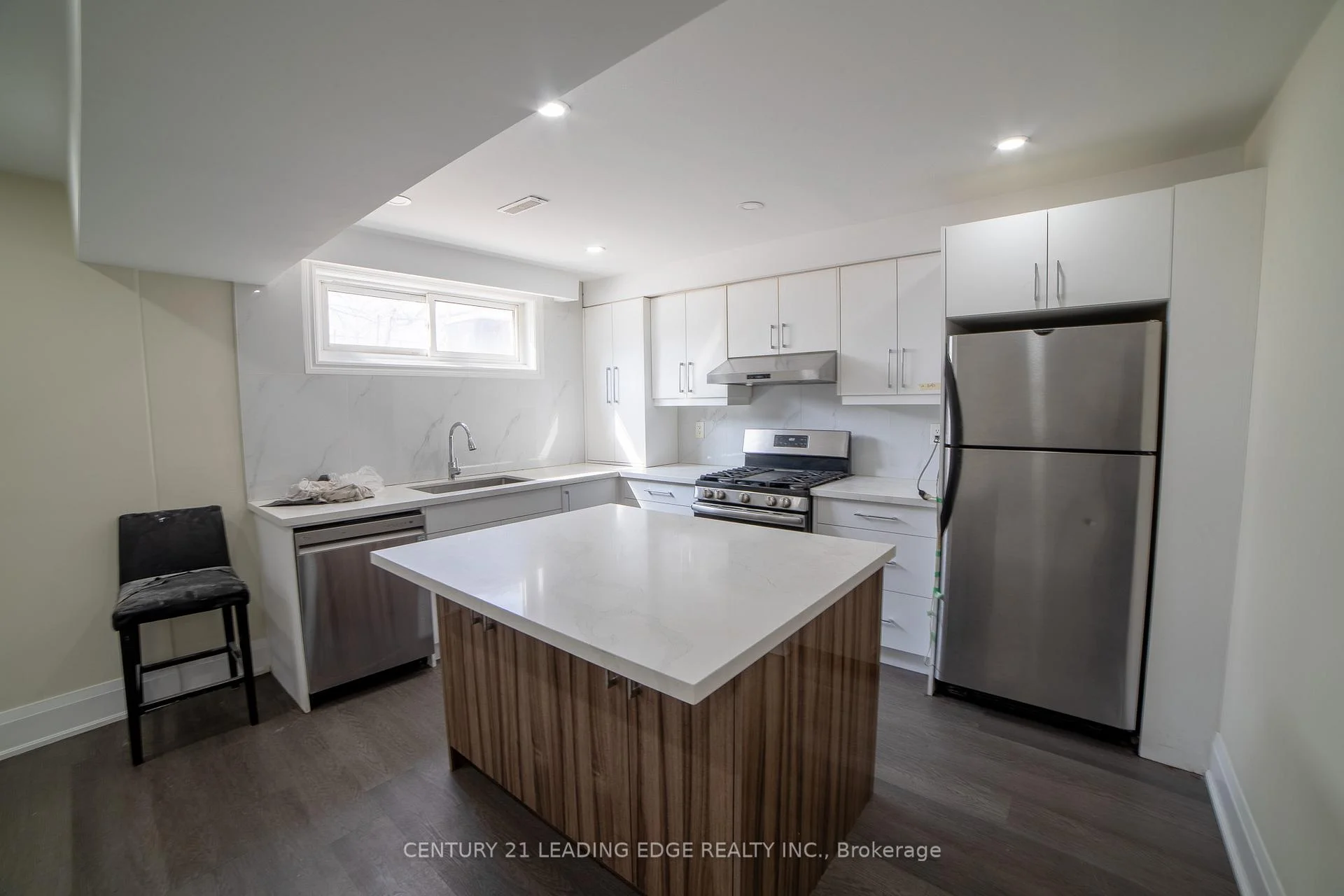 Photo 23 of 34 Petiole Road, North York, Glenfield-Jane Heights — HOMEH