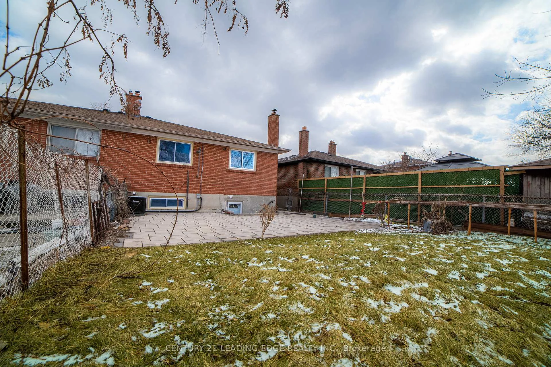 Photo 27 of 34 Petiole Road, North York, Glenfield-Jane Heights — HOMEH
