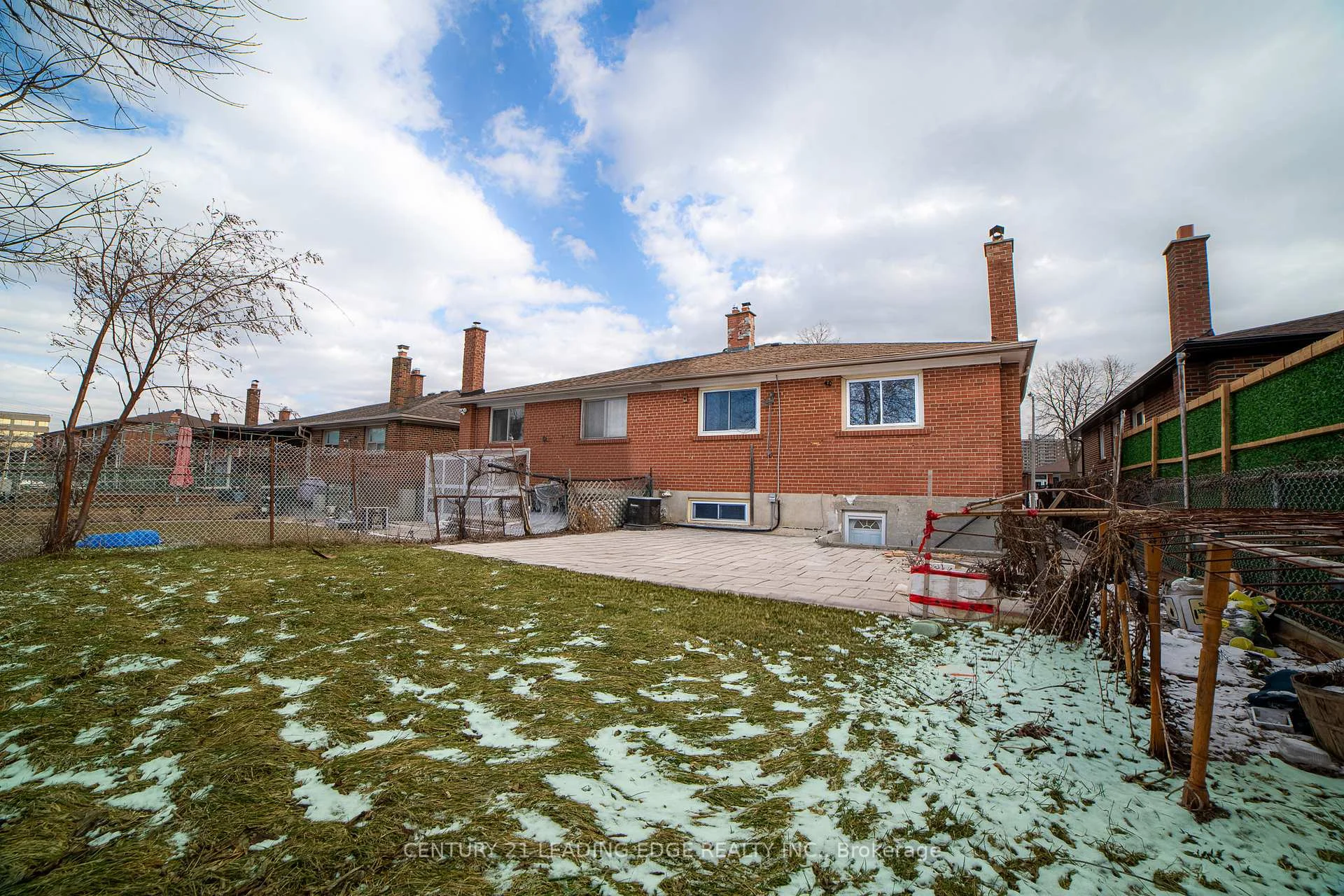 Photo 28 of 34 Petiole Road, North York, Glenfield-Jane Heights — HOMEH