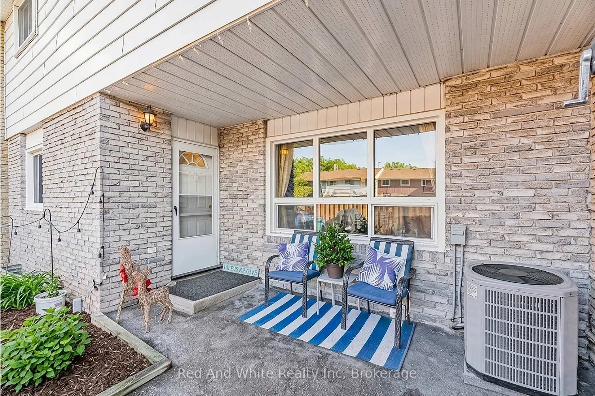 Photo 3 of Unit 43, 423 Westwood Drive, Kitchener — HOMEH